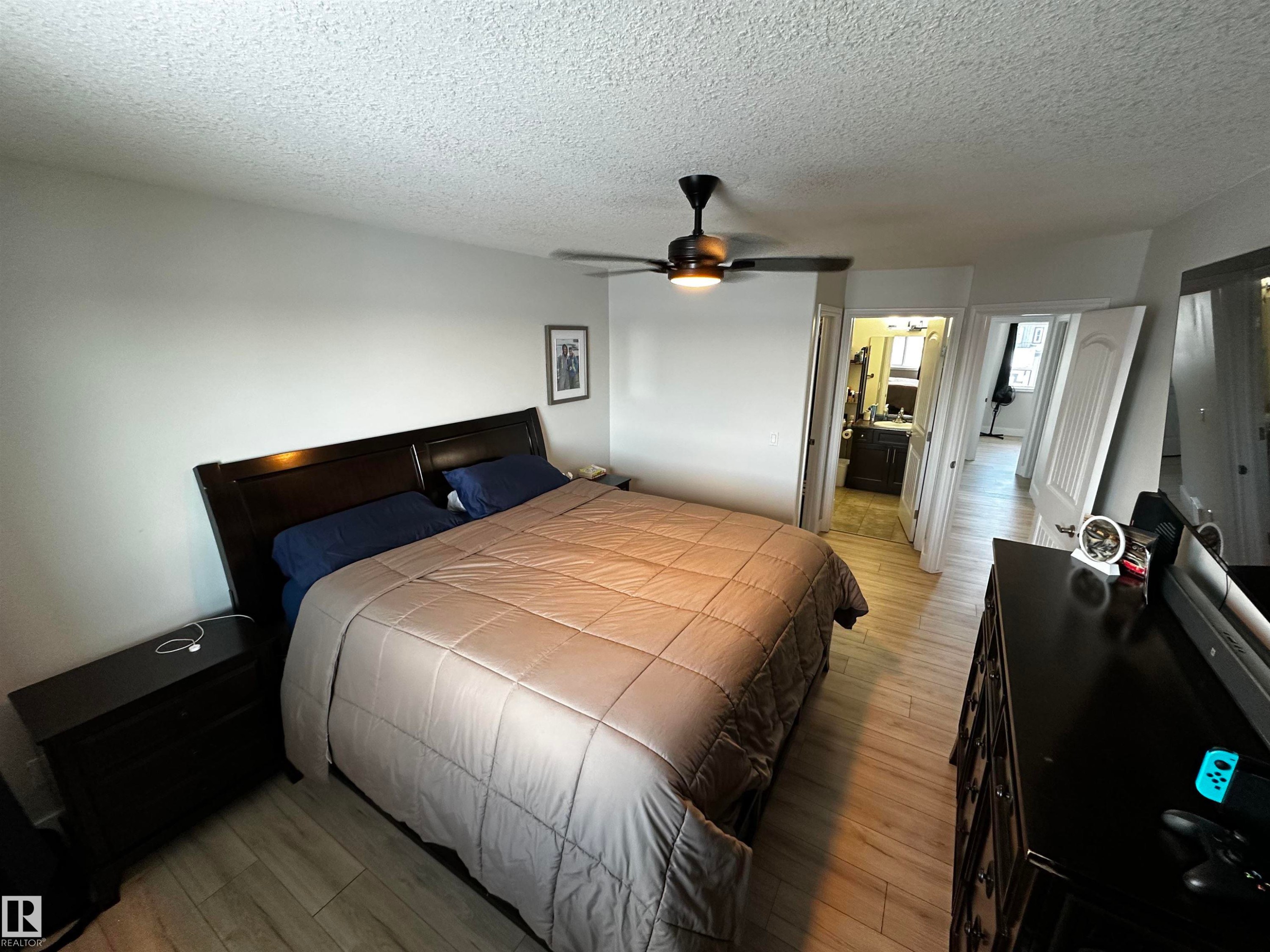 4019 41B Ave, Drayton Valley, AB - Indoor Photo Showing Bedroom