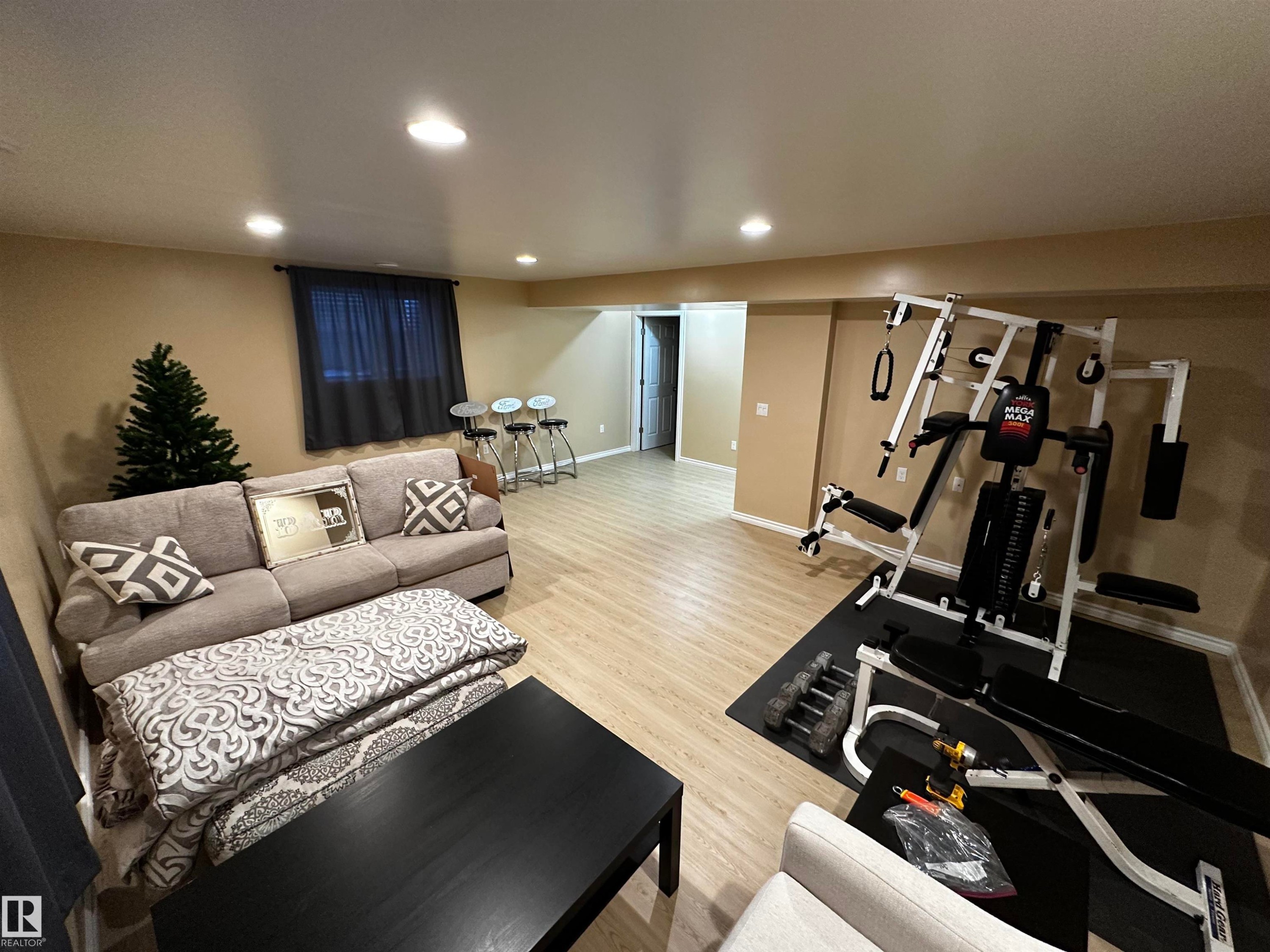 4019 41B Ave, Drayton Valley, AB - Indoor