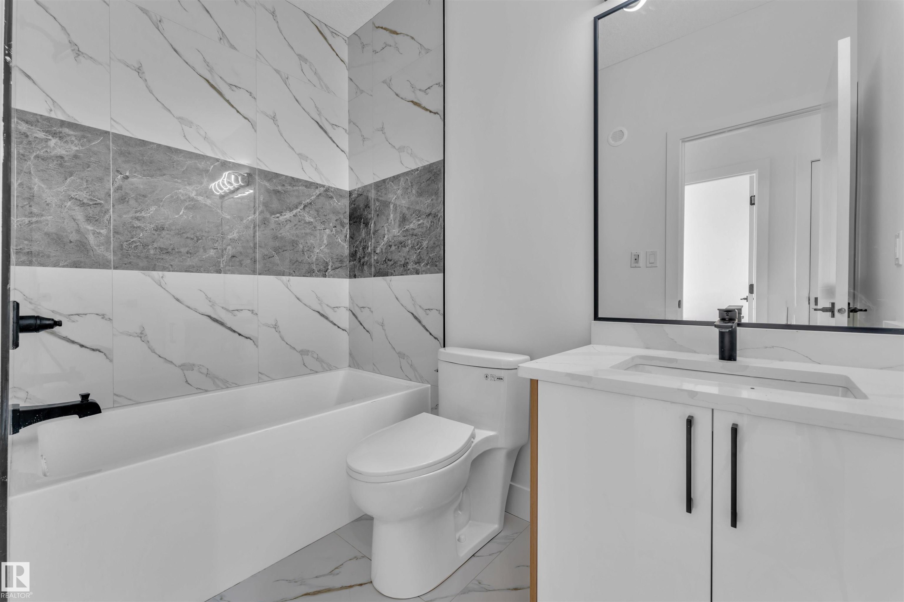 1908 155 Avenue, Edmonton, AB - Indoor Photo Showing Bathroom