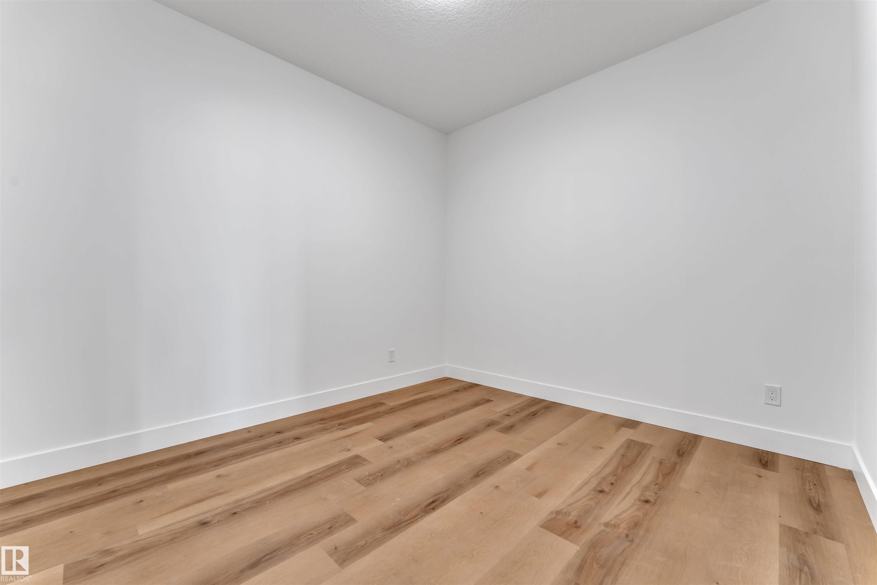 1908 155 Avenue, Edmonton, AB - Indoor Photo Showing Other Room