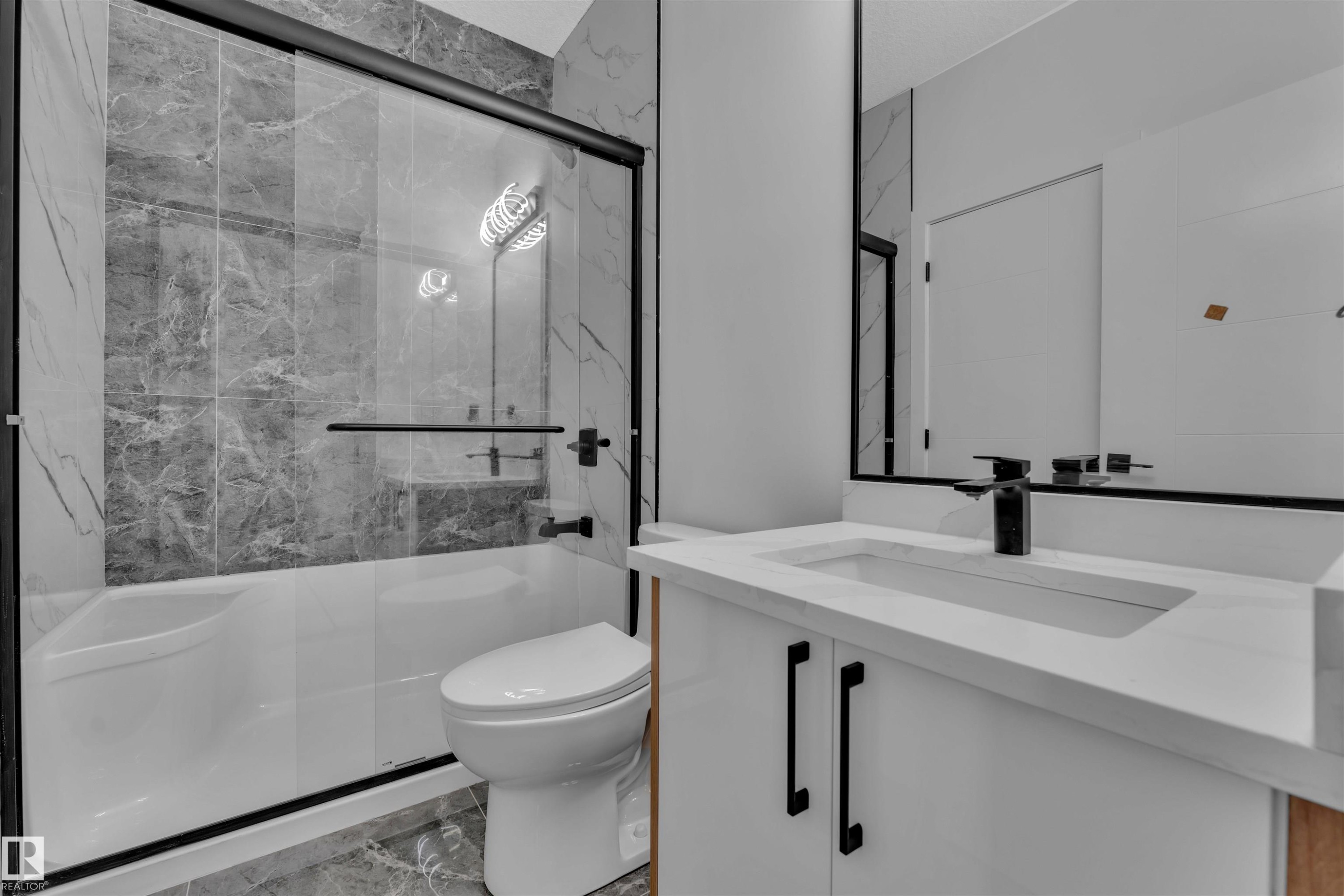 1908 155 Avenue, Edmonton, AB - Indoor Photo Showing Bathroom