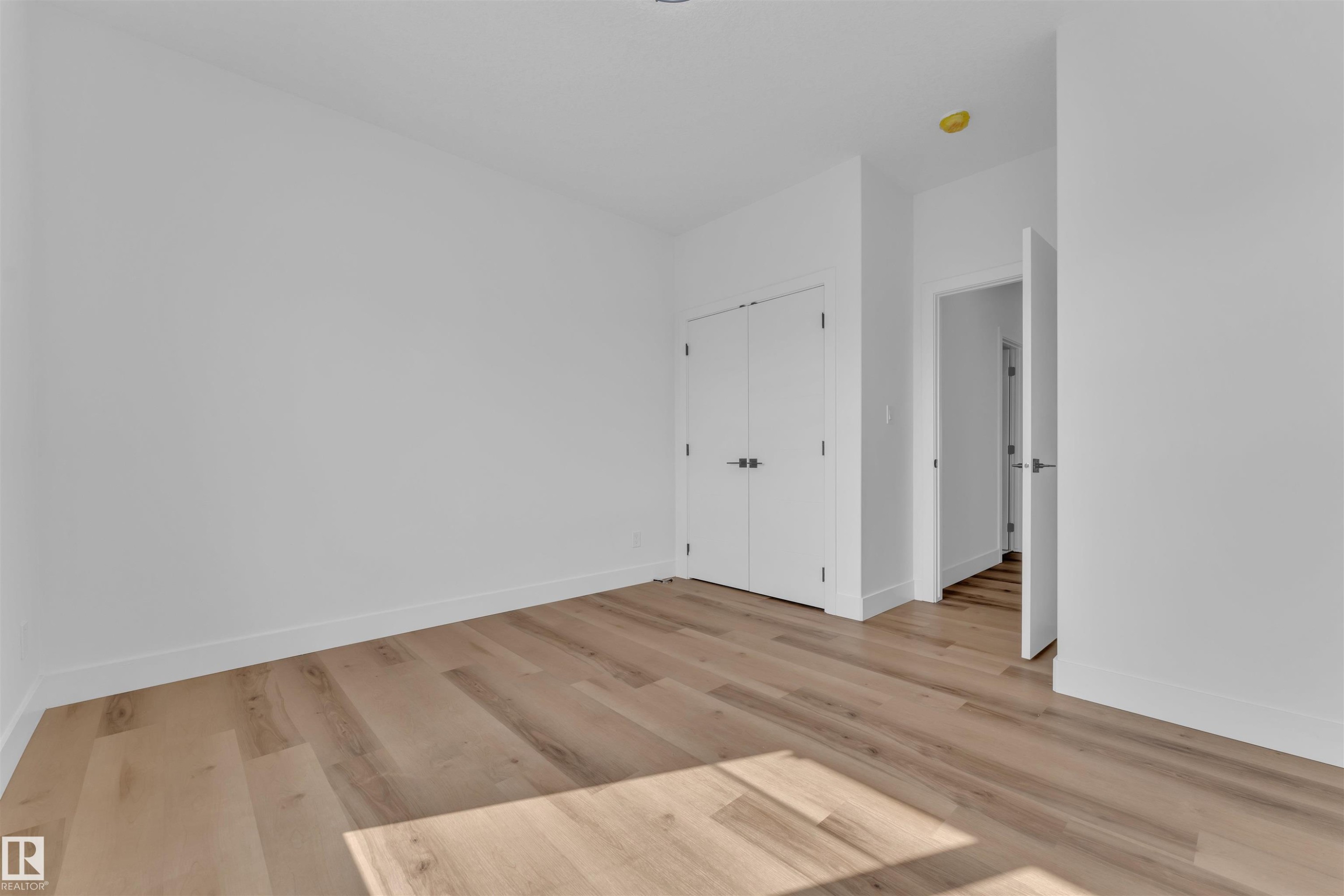 1908 155 Avenue, Edmonton, AB - Indoor Photo Showing Other Room