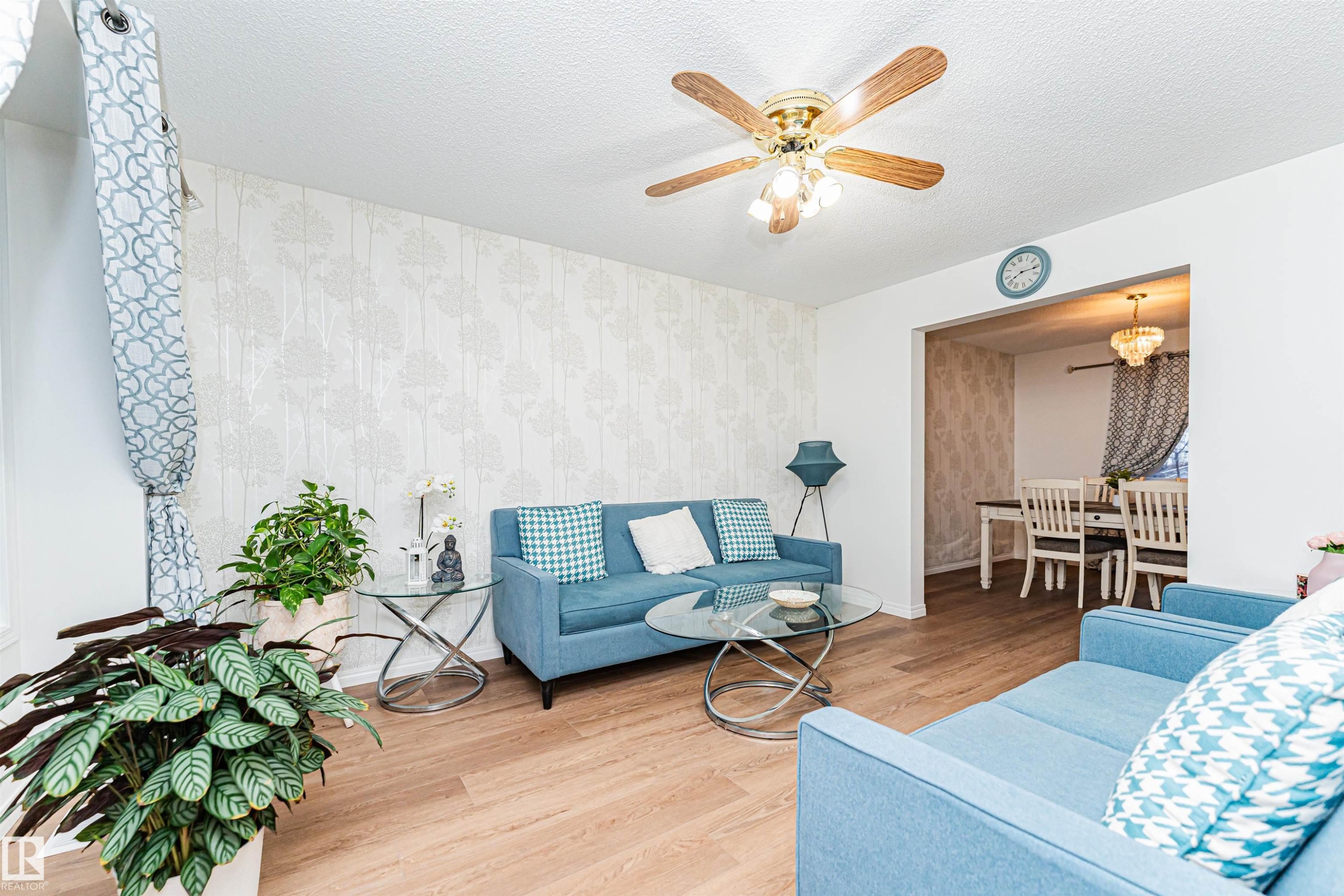 4424 33 Street, Edmonton, AB - Indoor