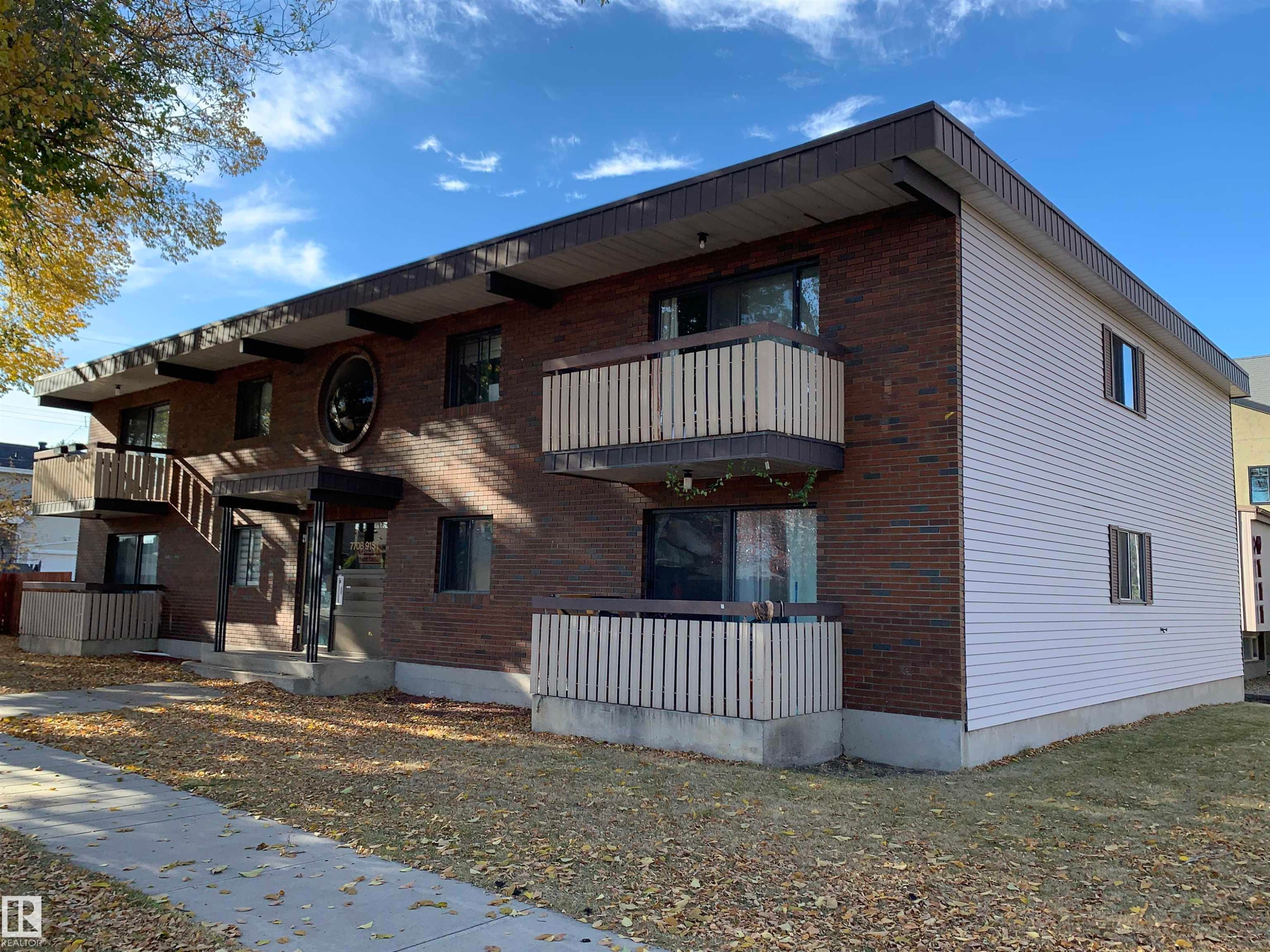 7708 91 Street, Edmonton, AB - Outdoor