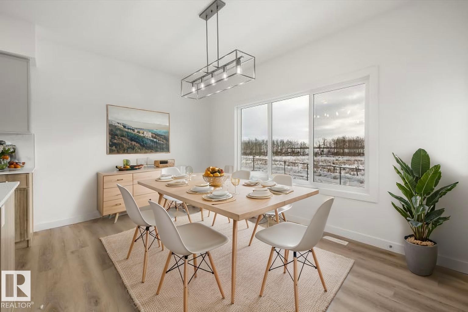 1315 11 Avenue, Edmonton, AB - Indoor Photo Showing Dining Room