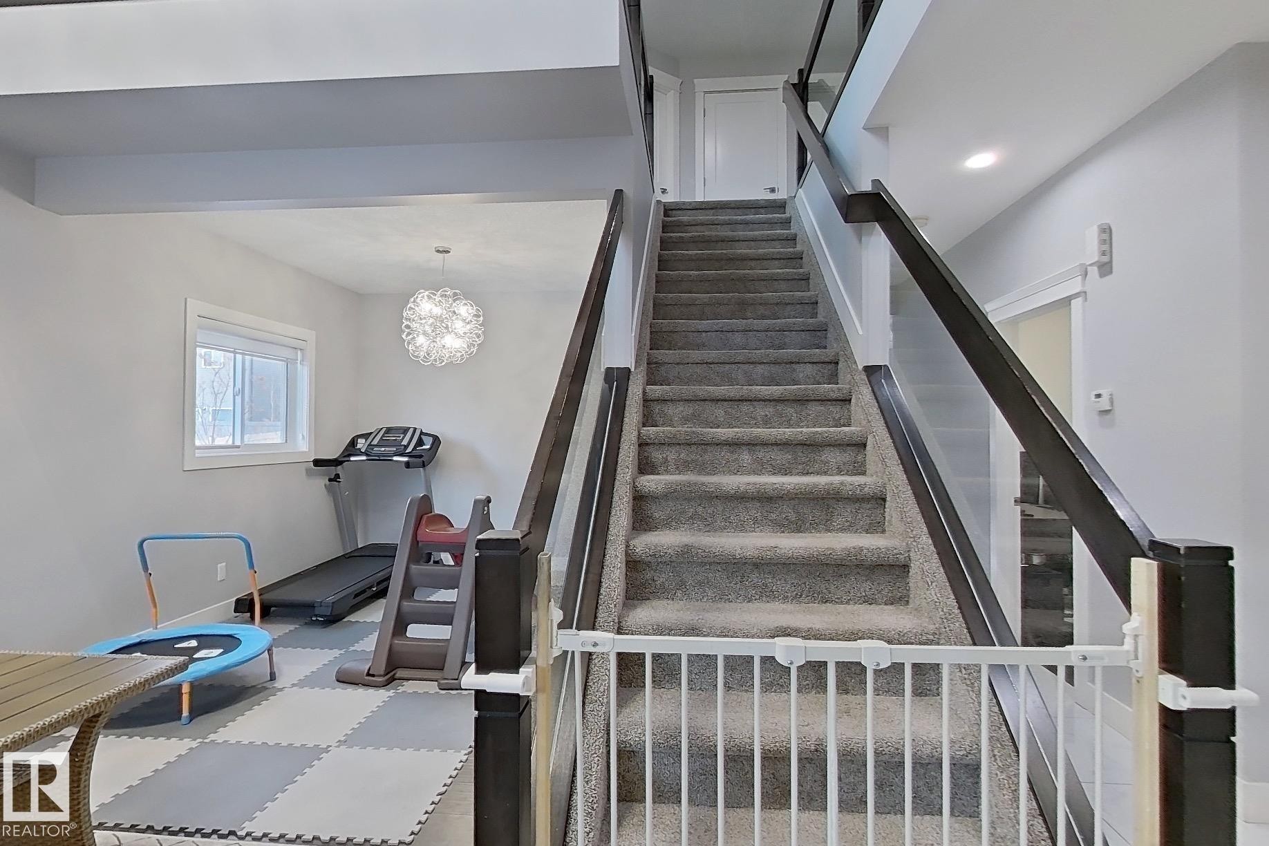 3107 13 Avenue, Edmonton, AB - Indoor