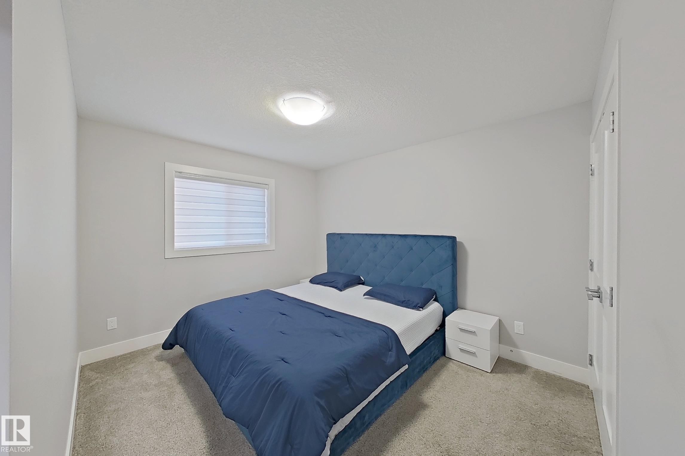 3107 13 Avenue, Edmonton, AB - Indoor Photo Showing Bedroom