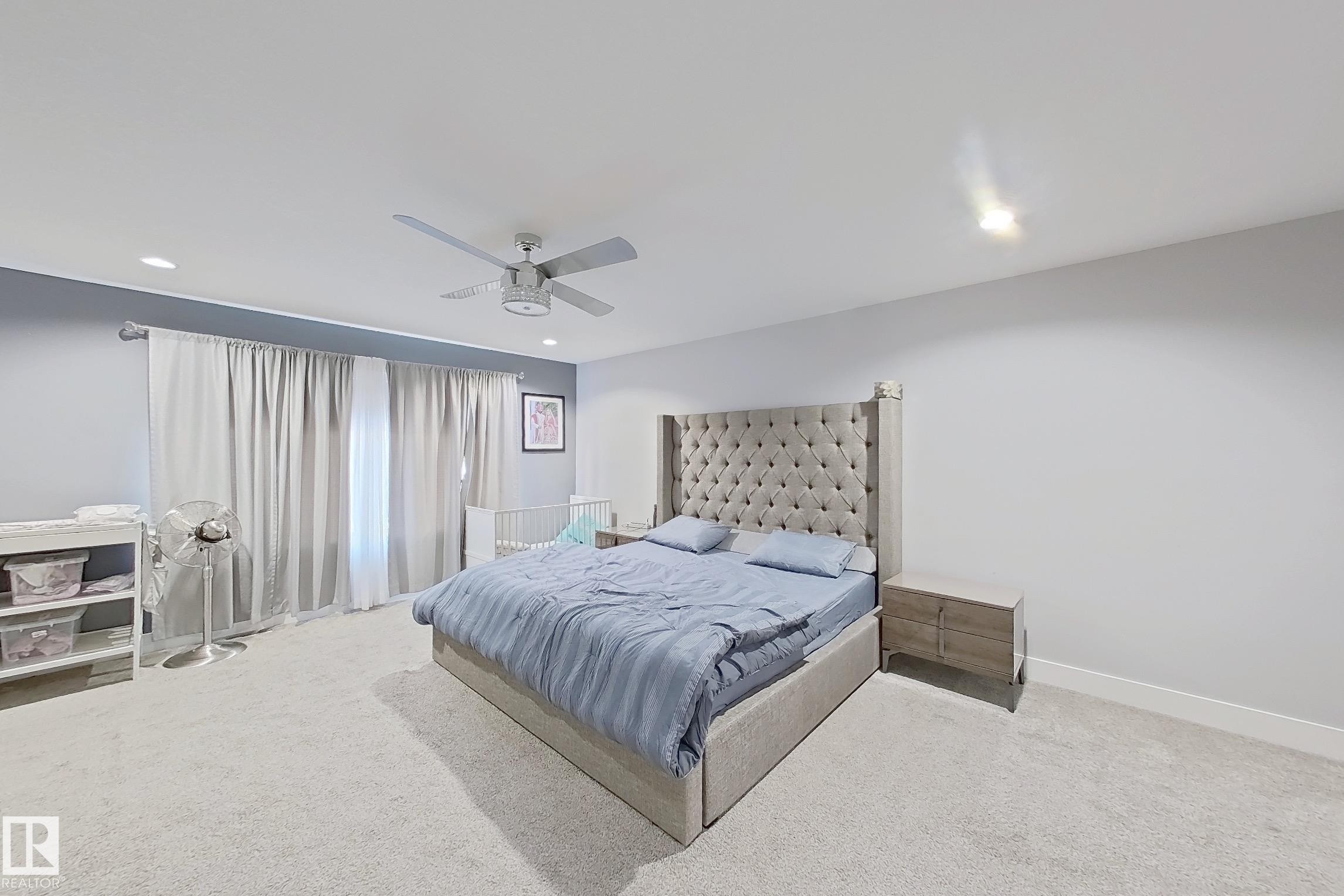 3107 13 Avenue, Edmonton, AB - Indoor Photo Showing Bedroom