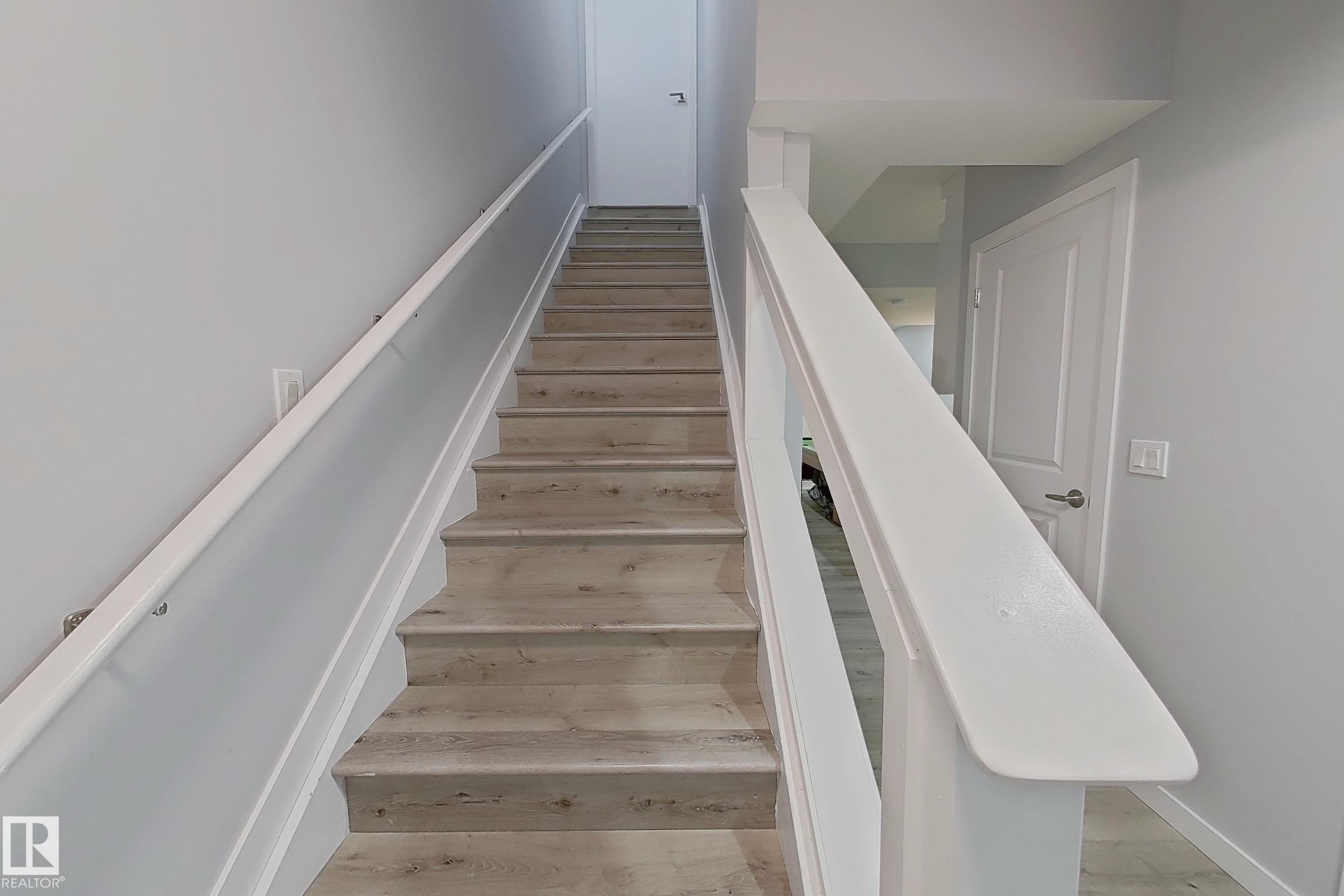 3107 13 Avenue, Edmonton, AB - Indoor Photo Showing Other Room