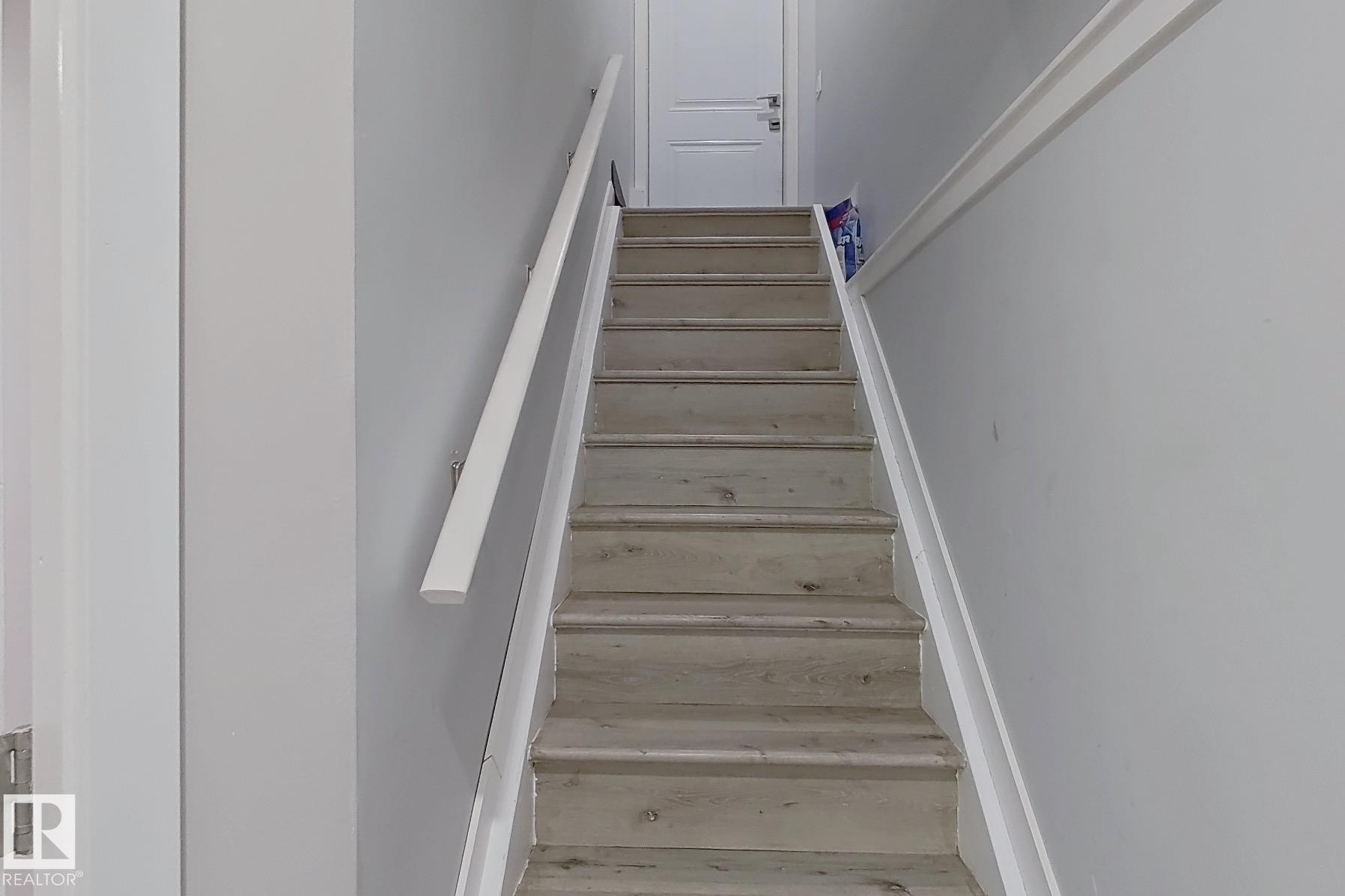 3107 13 Avenue, Edmonton, AB - Indoor Photo Showing Other Room