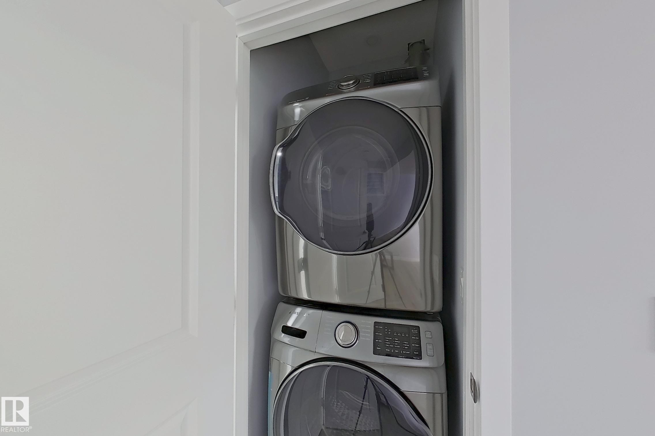 3107 13 Avenue, Edmonton, AB - Indoor Photo Showing Laundry Room