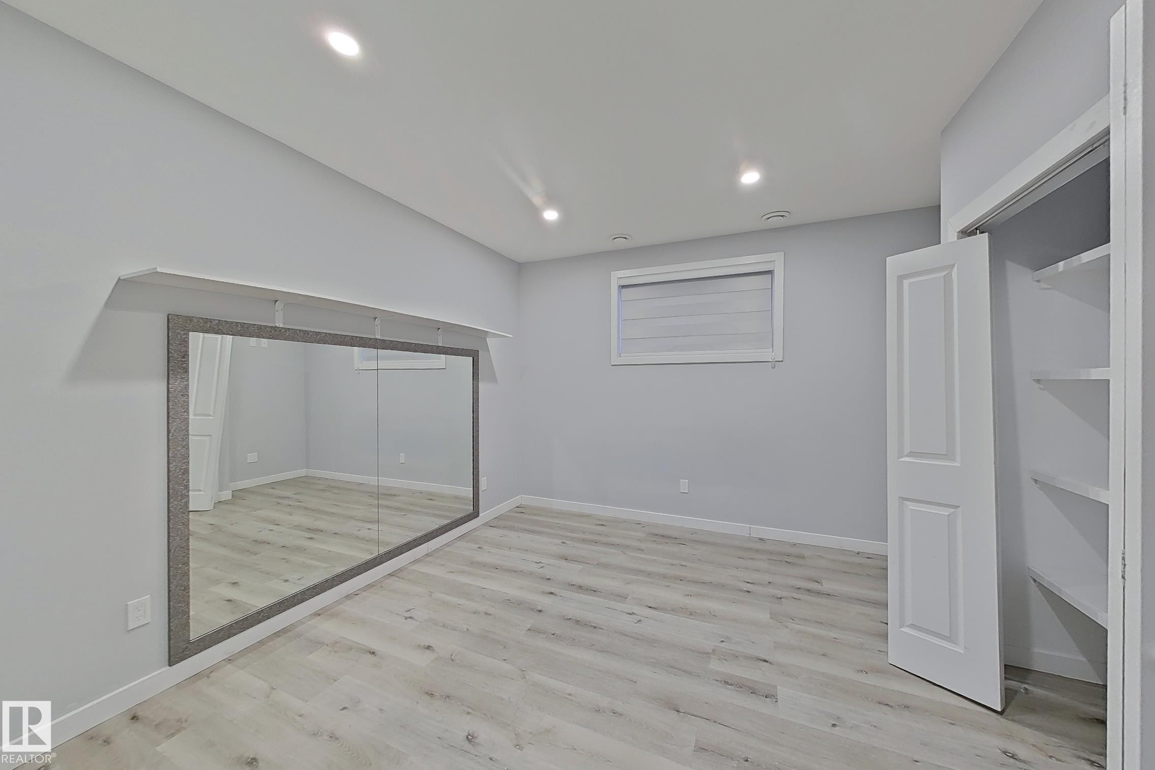 3107 13 Avenue, Edmonton, AB - Indoor