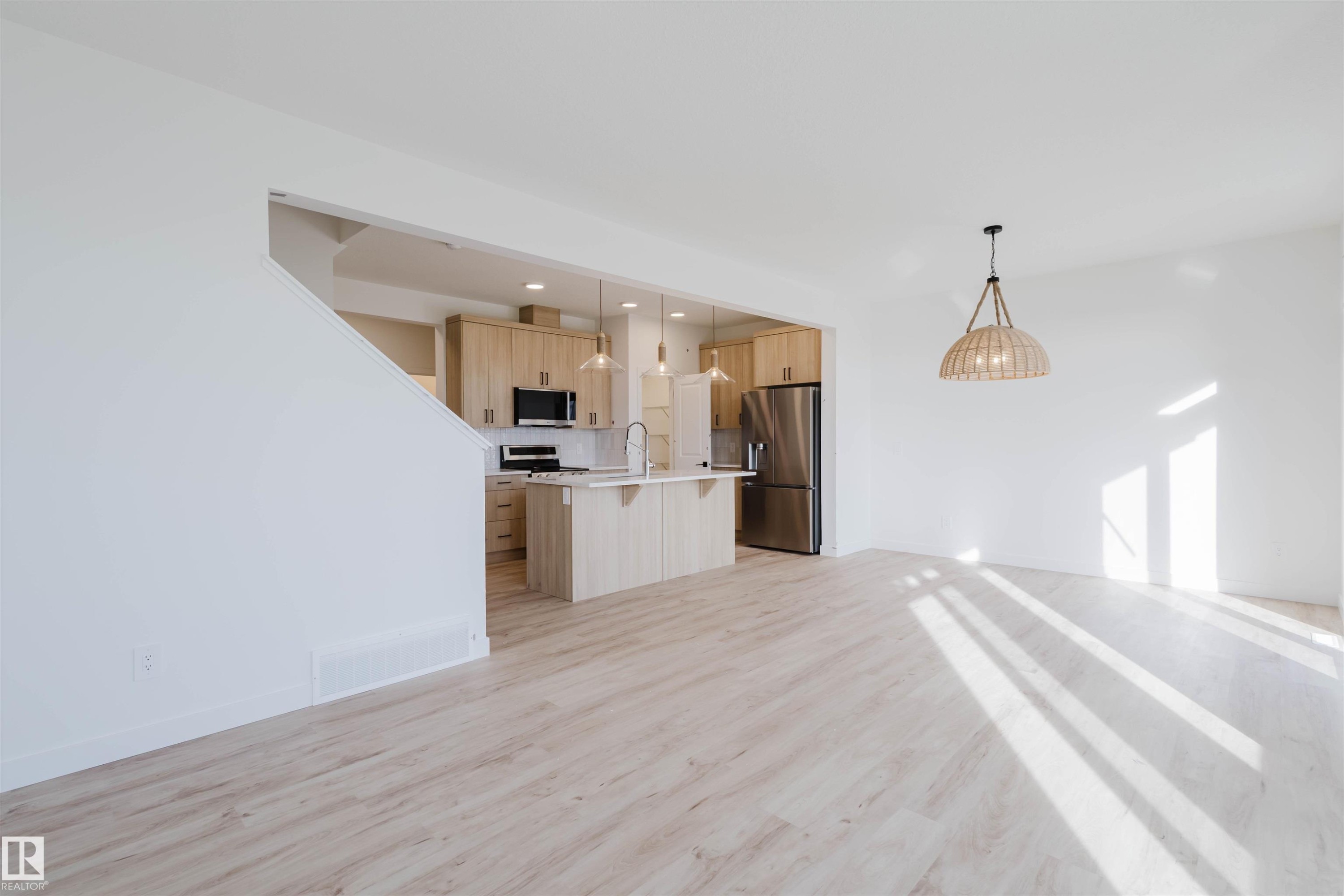 41 Chartres Close, St. Albert, AB - Indoor Photo Showing Kitchen
