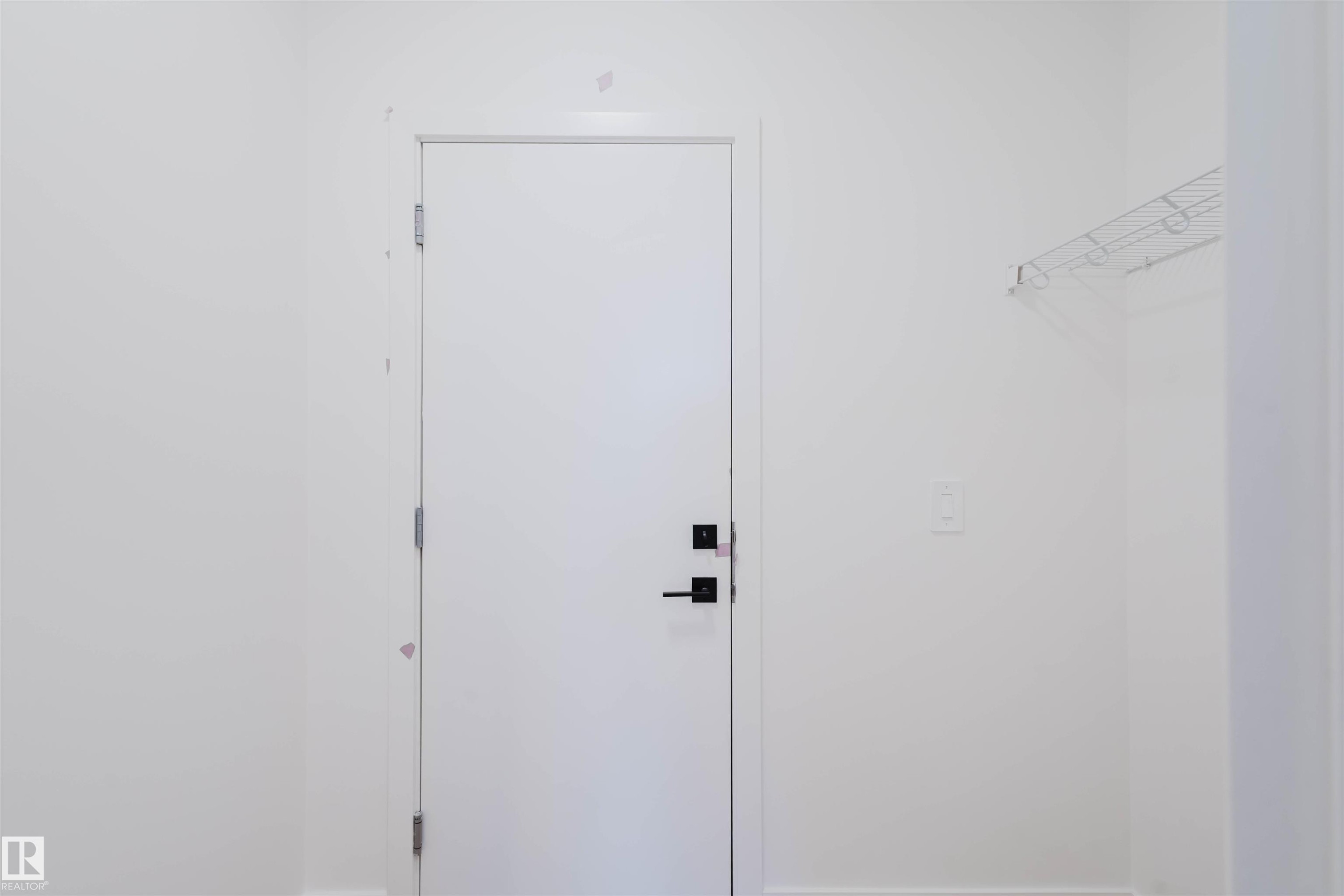 41 Chartres Close, St. Albert, AB - Indoor Photo Showing Other Room