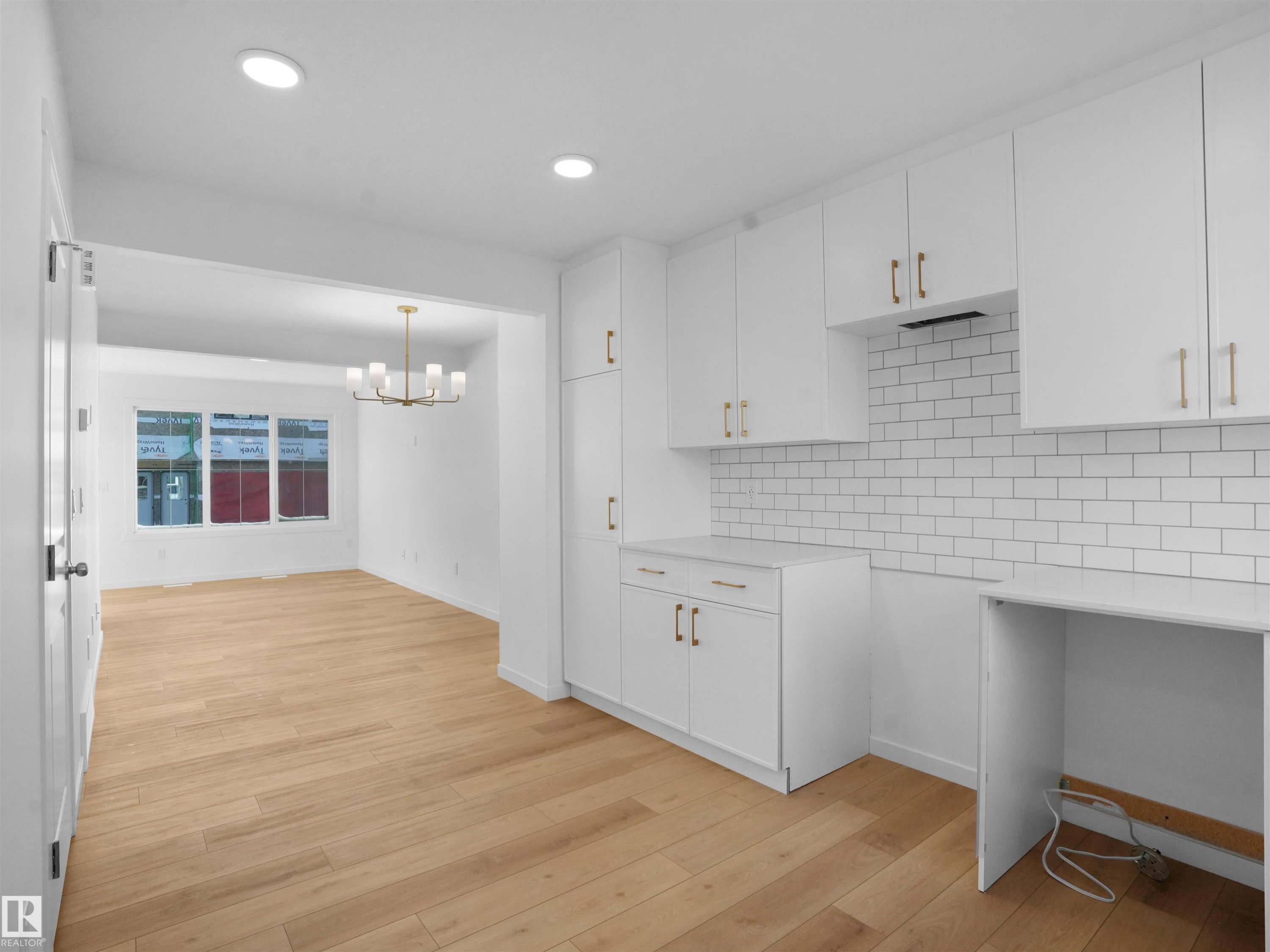 2115 210 Street, Edmonton, AB - Indoor Photo Showing Kitchen