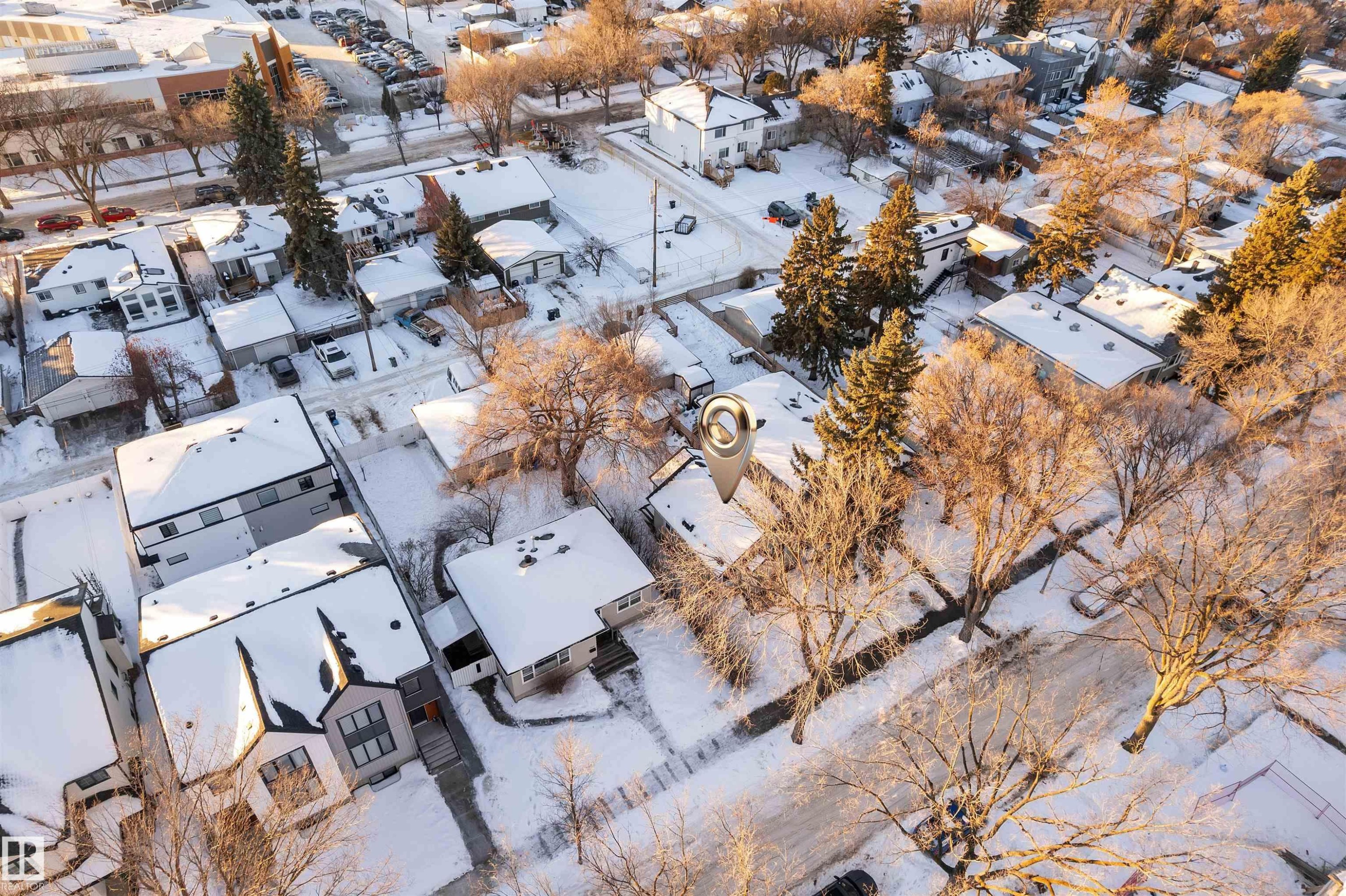 10657 64 Avenue, Edmonton, AB - Outdoor With View