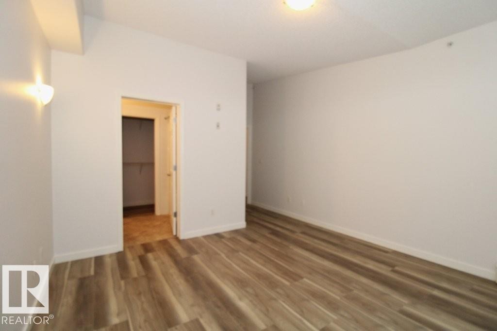 414 5280 Terwillegar Boulevard, Edmonton, AB - Indoor Photo Showing Other Room