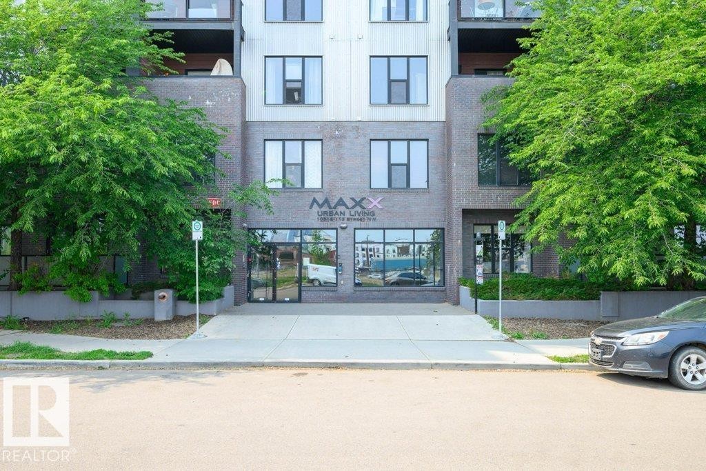 412 10518 113 Street, Edmonton, AB - Outdoor