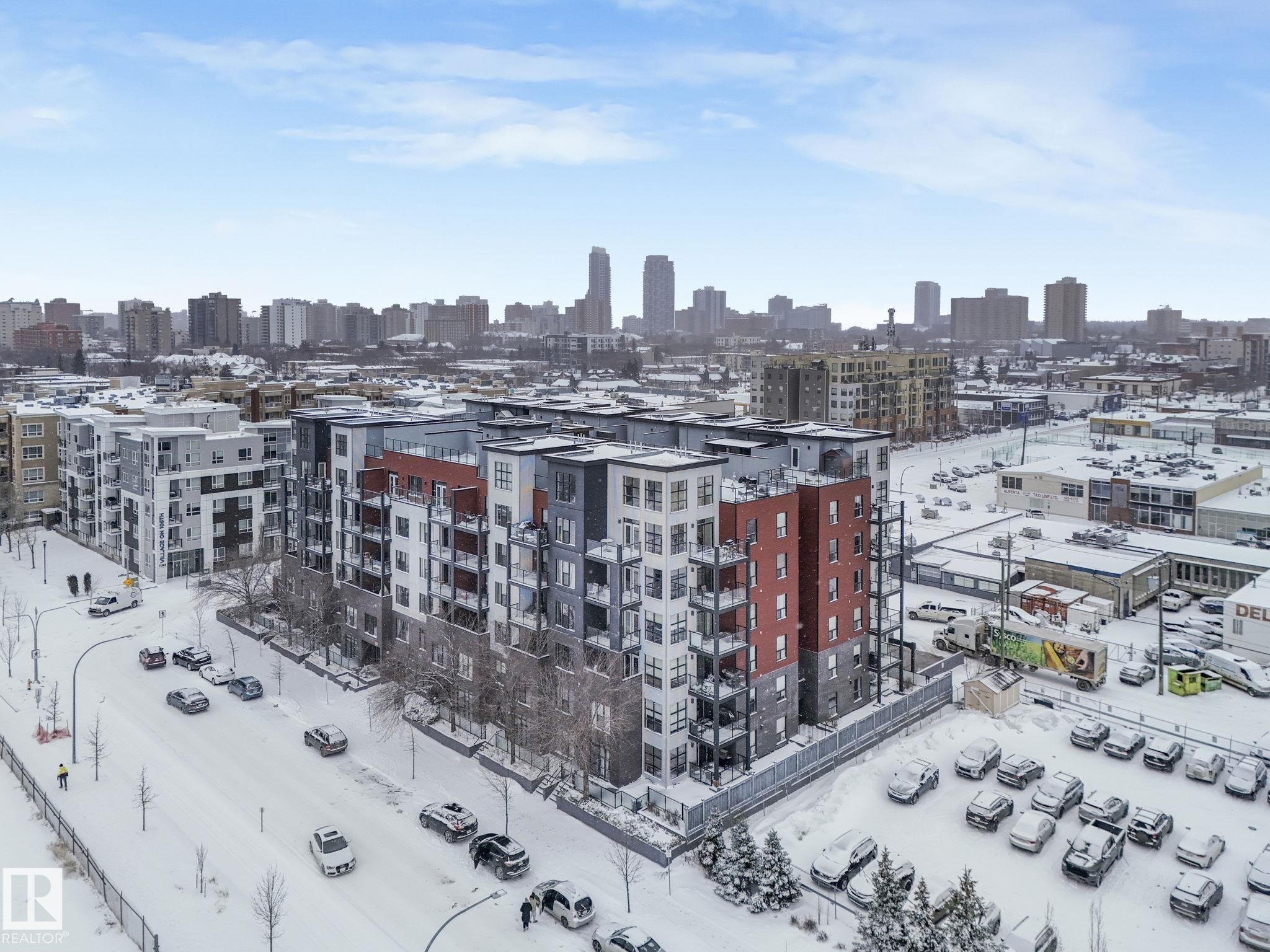 412 10518 113 Street, Edmonton, AB - Outdoor With View