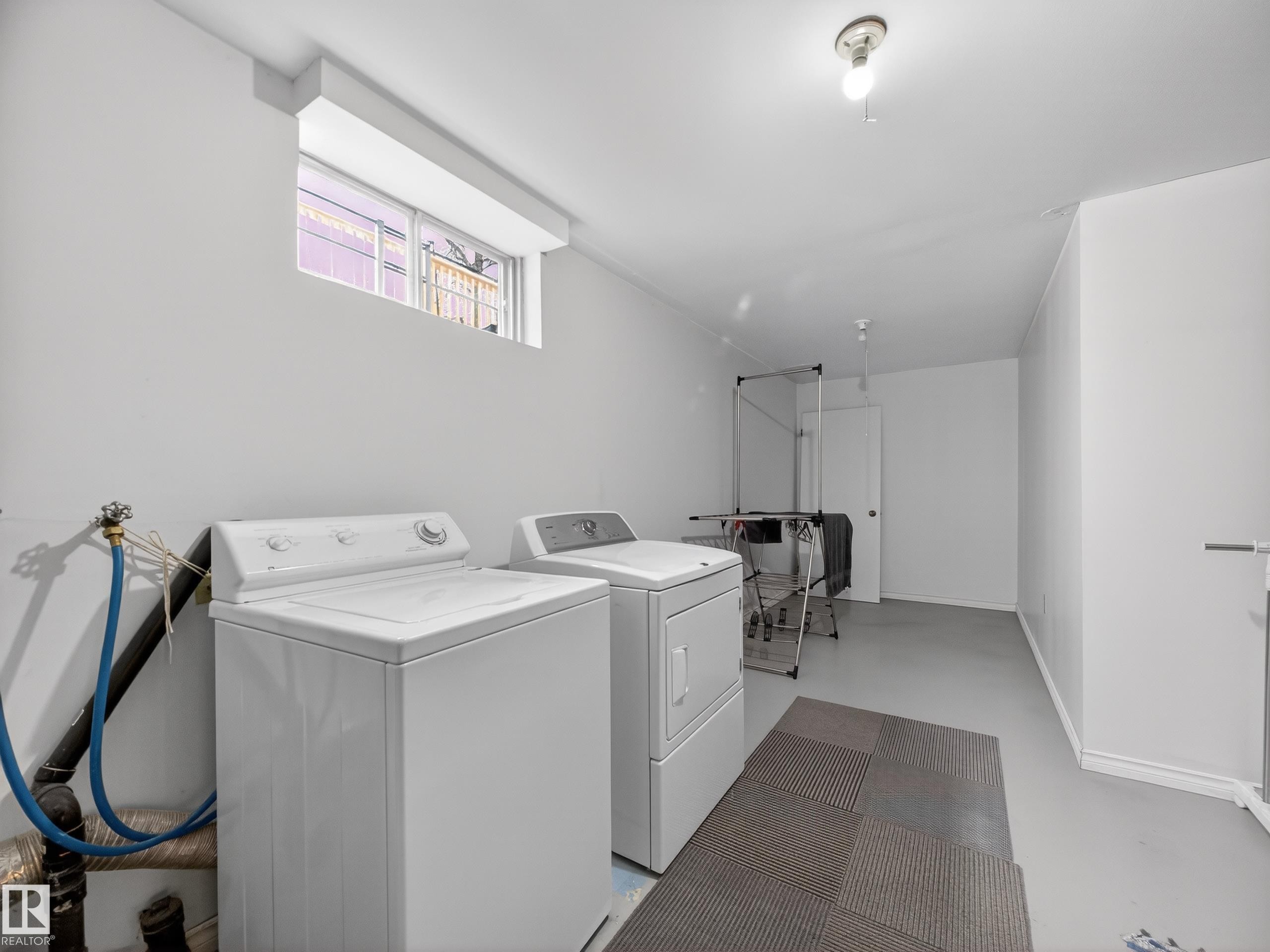 8906 83 Avenue, Edmonton, AB - Indoor Photo Showing Laundry Room