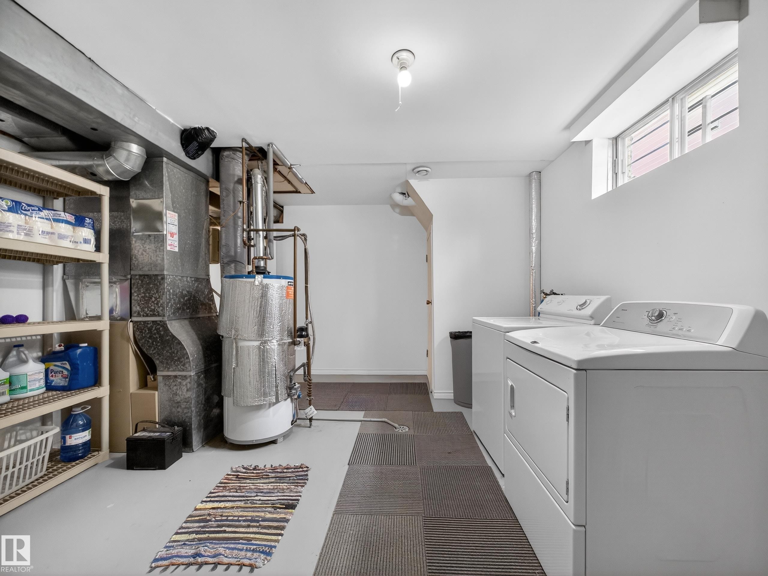 8906 83 Avenue, Edmonton, AB - Indoor Photo Showing Laundry Room