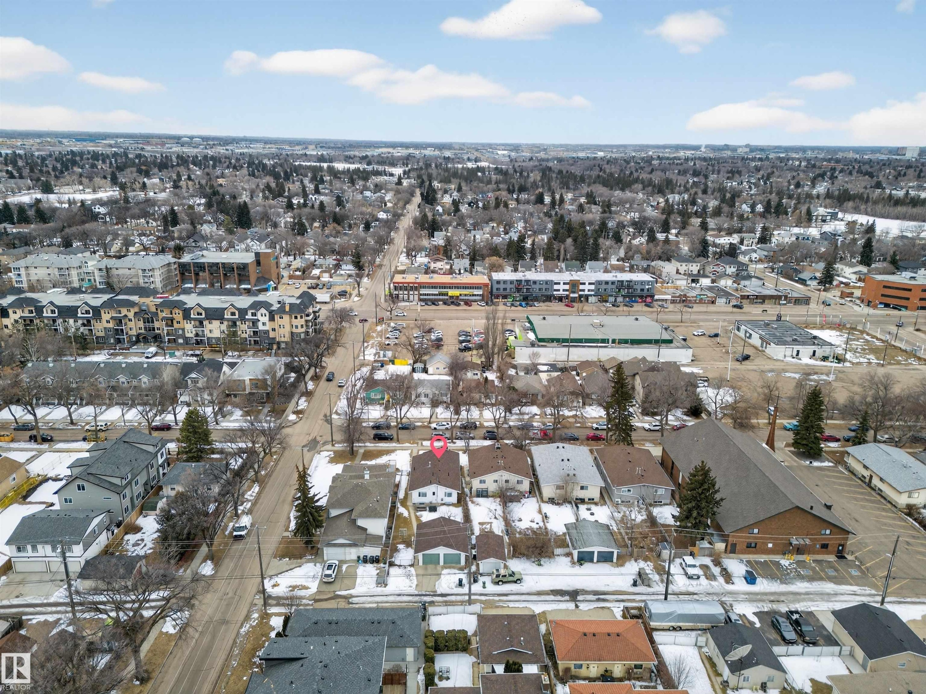 8906 83 Avenue, Edmonton, AB - Outdoor With View