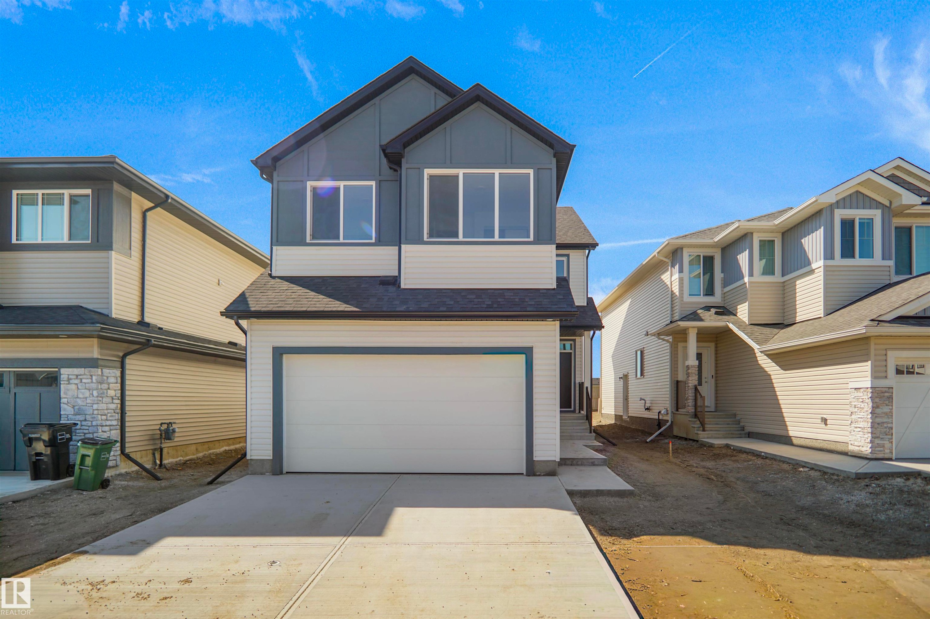 7227 182 Avenue, Edmonton, AB - Outdoor With Facade