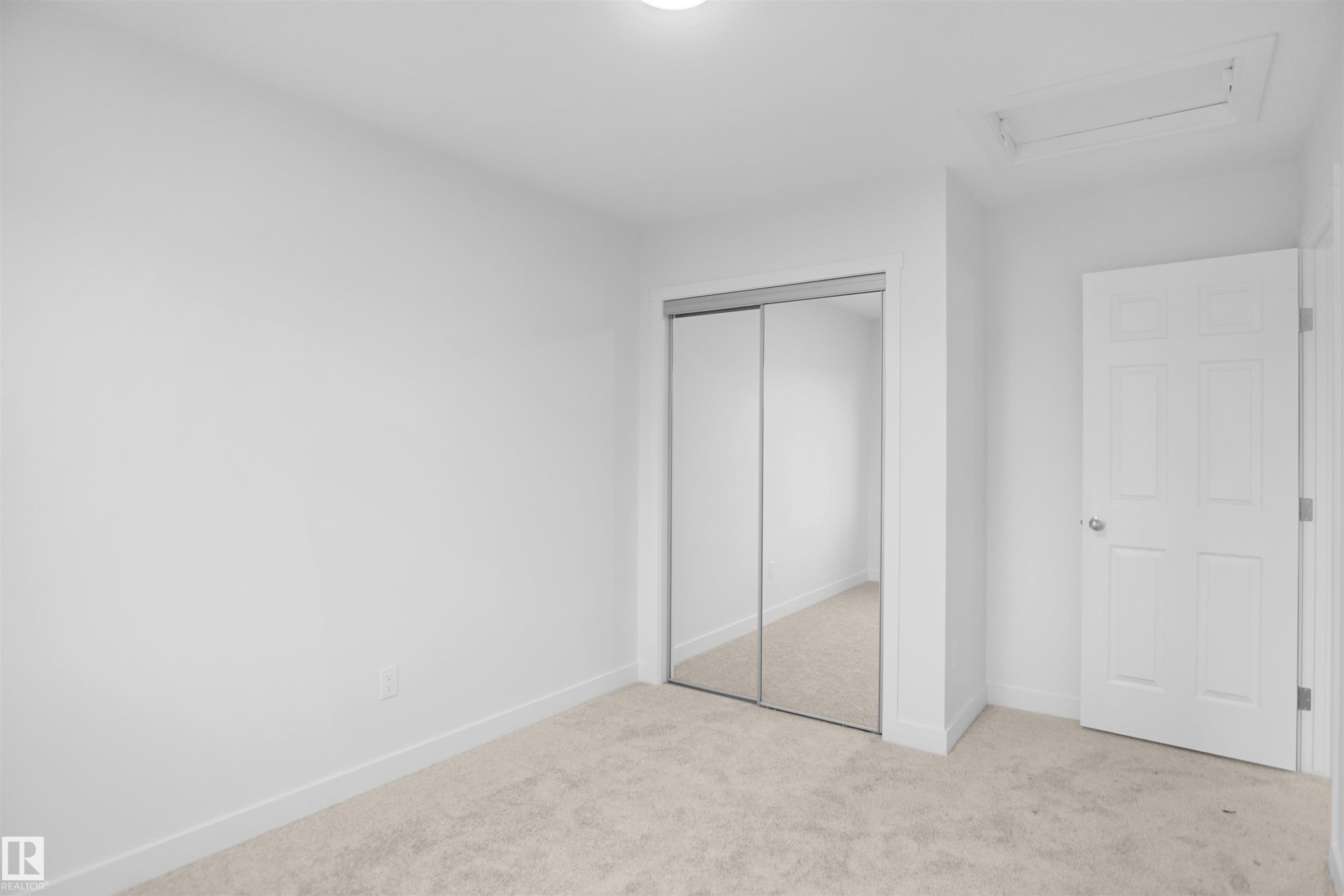 7227 182 Avenue, Edmonton, AB - Indoor Photo Showing Other Room