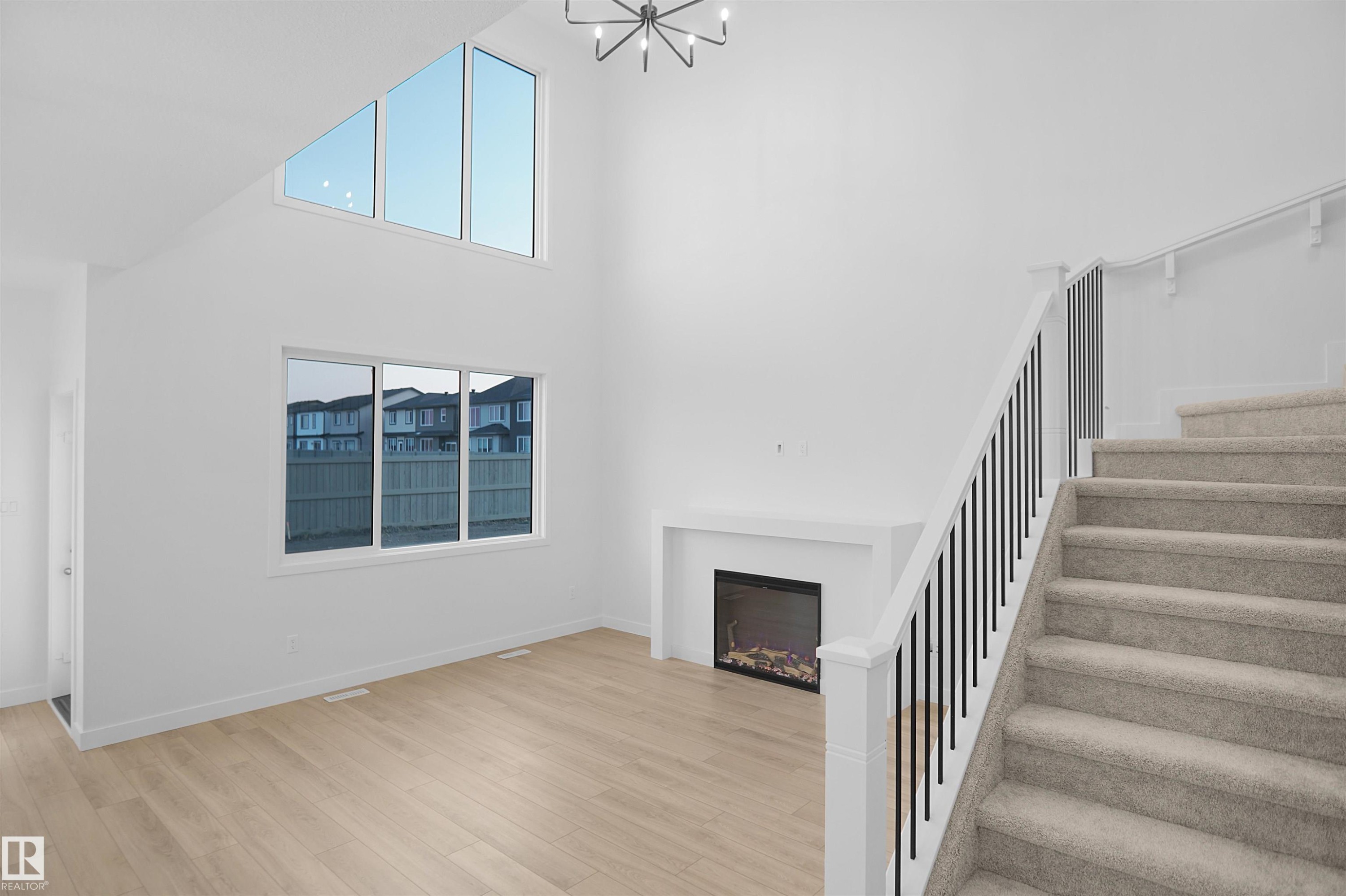 7227 182 Avenue, Edmonton, AB - Indoor Photo Showing Other Room