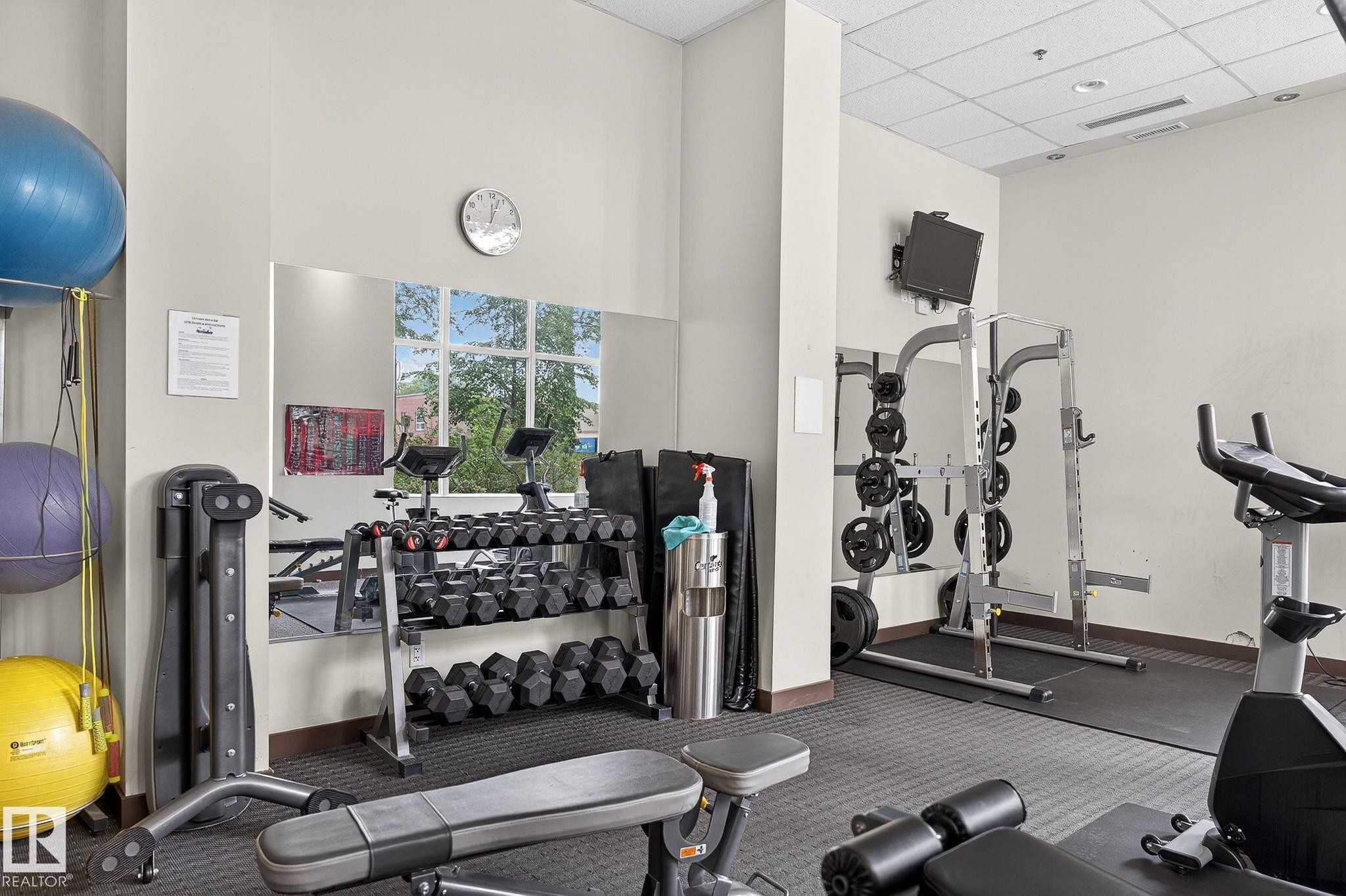 1404 10046 117 Street, Edmonton, AB - Indoor Photo Showing Gym Room