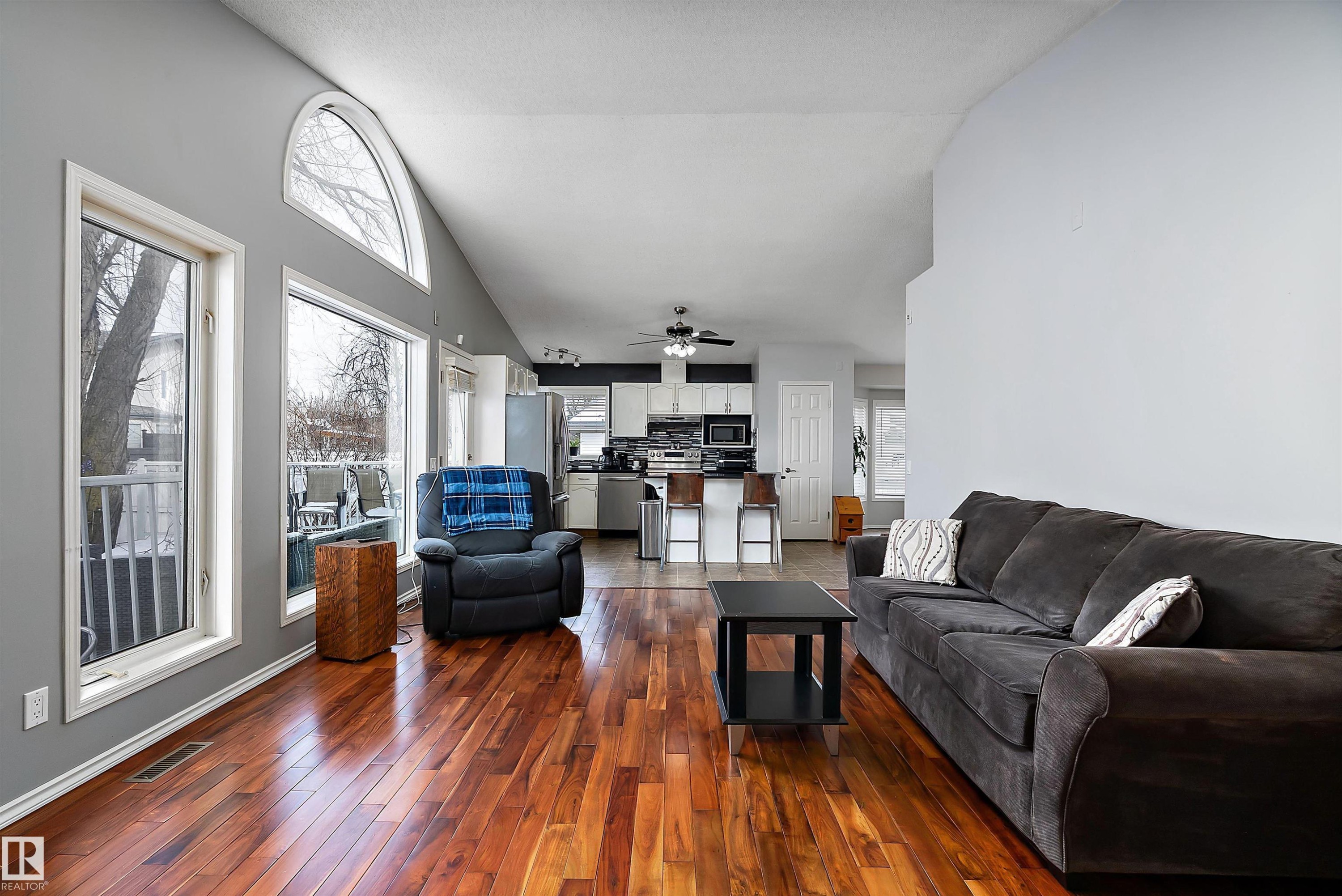 3706 131A Avenue, Edmonton, AB - Indoor Photo Showing Living Room