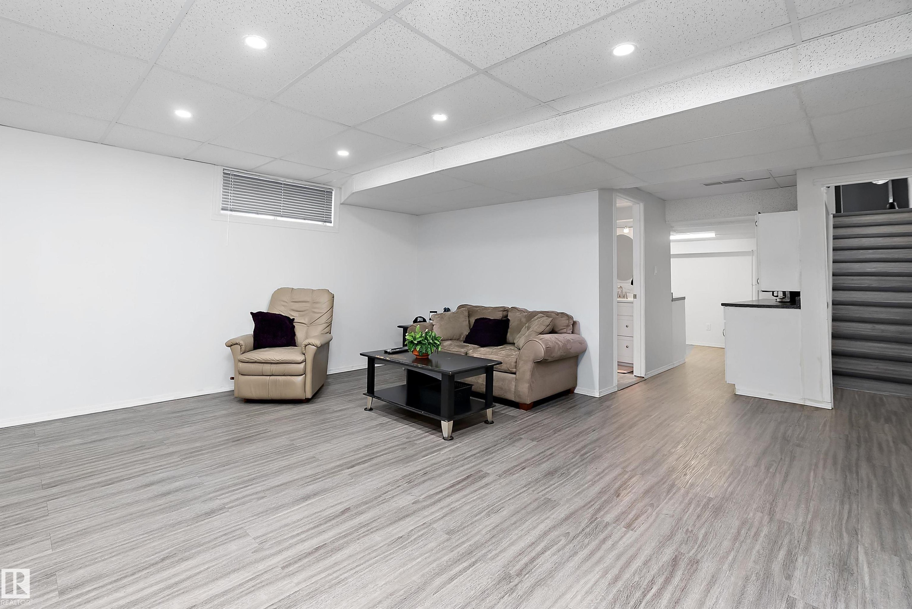 3706 131A Avenue, Edmonton, AB - Indoor