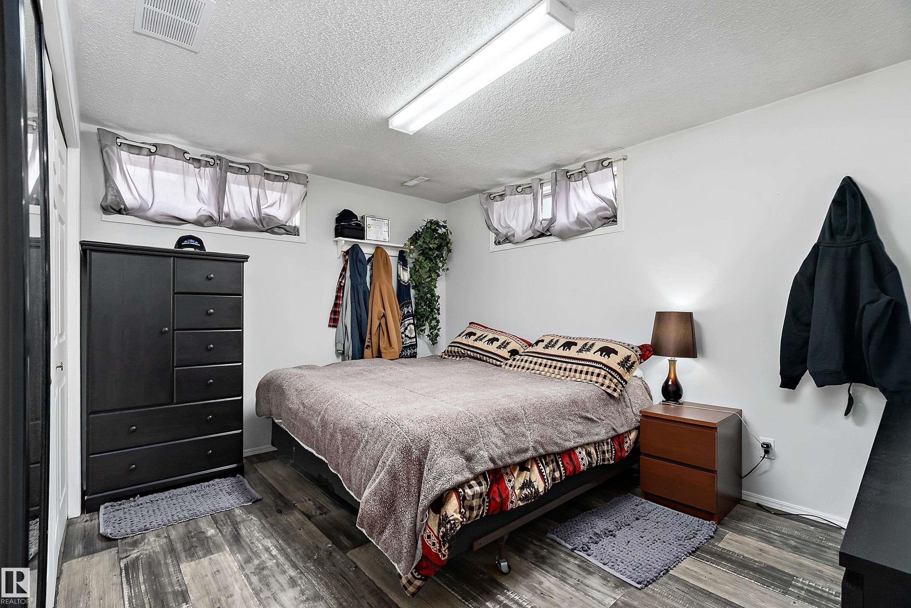 3706 131A Avenue, Edmonton, AB - Indoor Photo Showing Bedroom