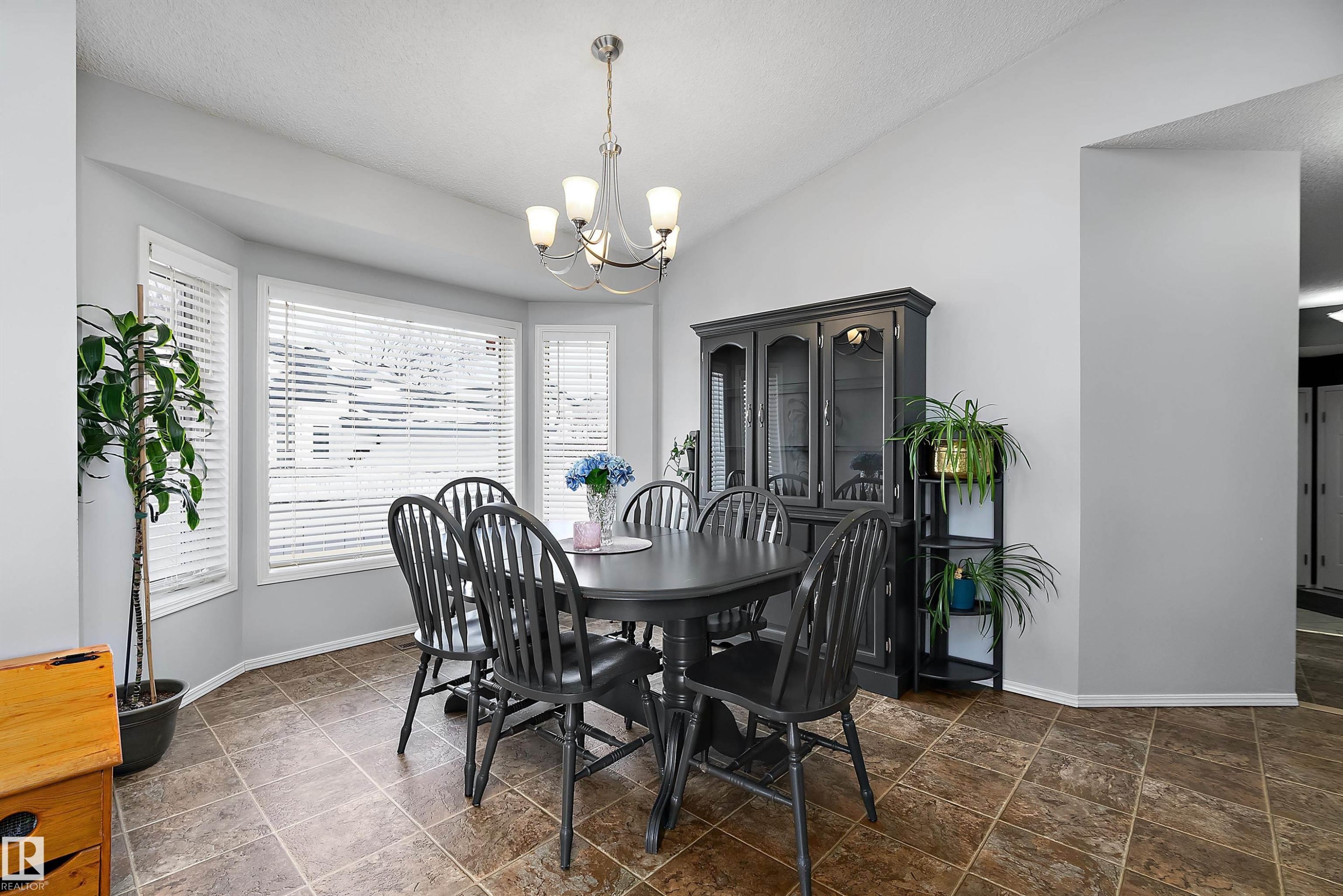 3706 131A Avenue, Edmonton, AB - Indoor Photo Showing Dining Room