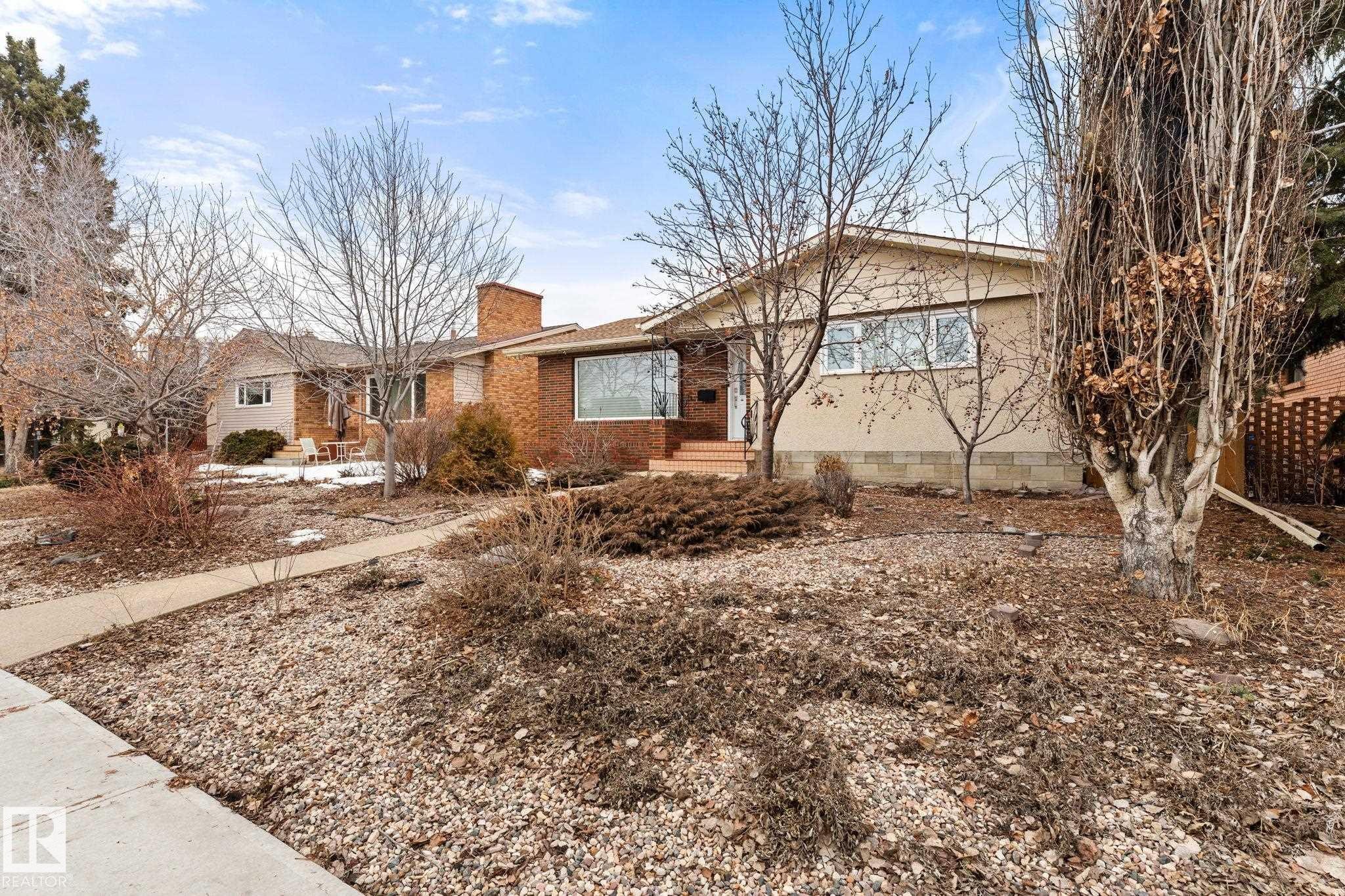 11712 48 Avenue, Edmonton, AB - Outdoor