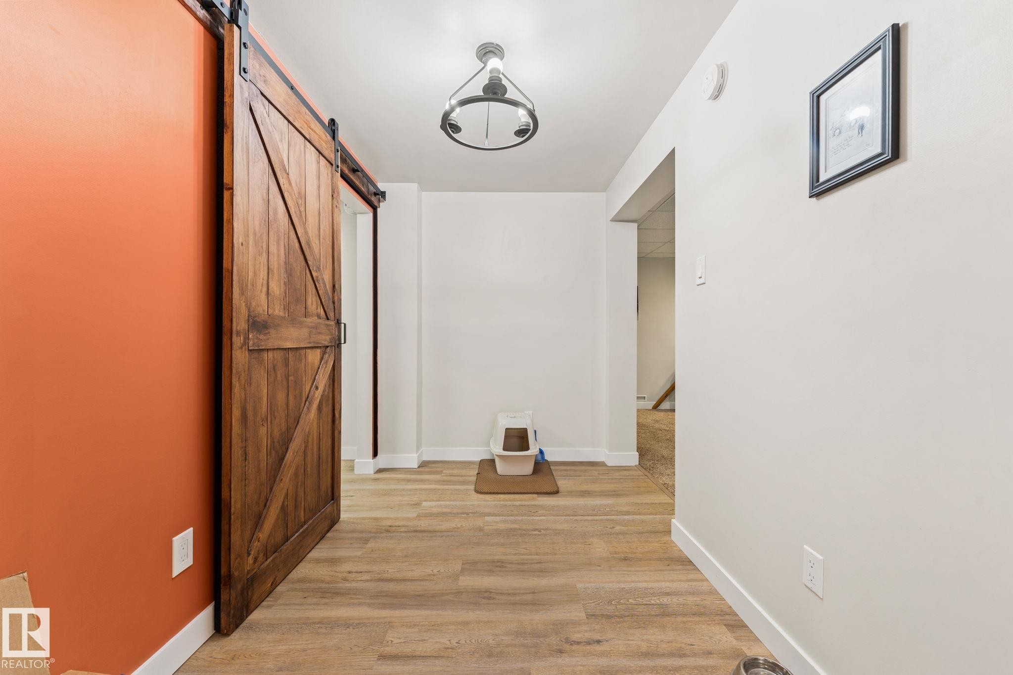 11712 48 Avenue, Edmonton, AB - Indoor Photo Showing Other Room