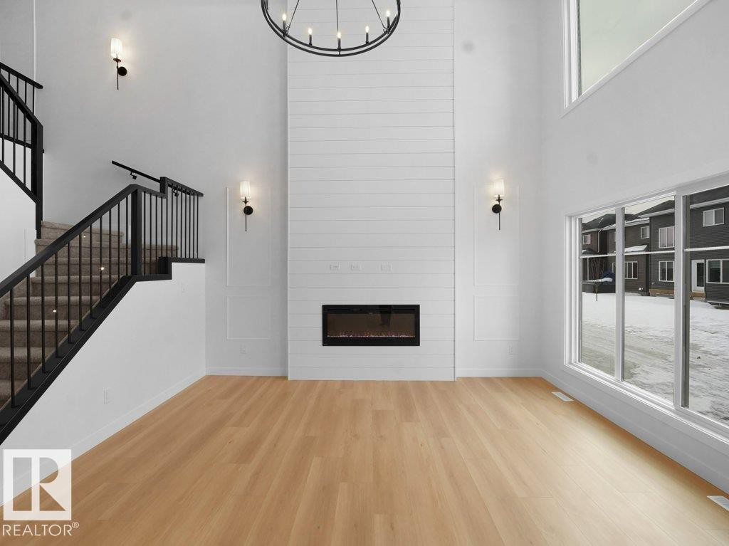 3328 Chickadee Drive, Edmonton, AB - Indoor With Fireplace