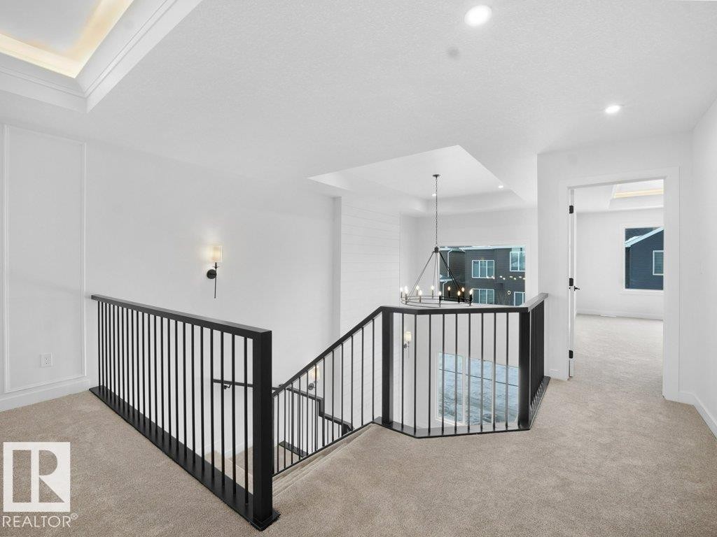 3328 Chickadee Drive, Edmonton, AB - Indoor Photo Showing Other Room