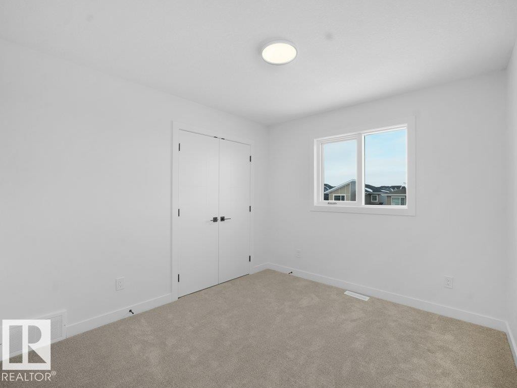 3328 Chickadee Drive, Edmonton, AB - Indoor Photo Showing Other Room