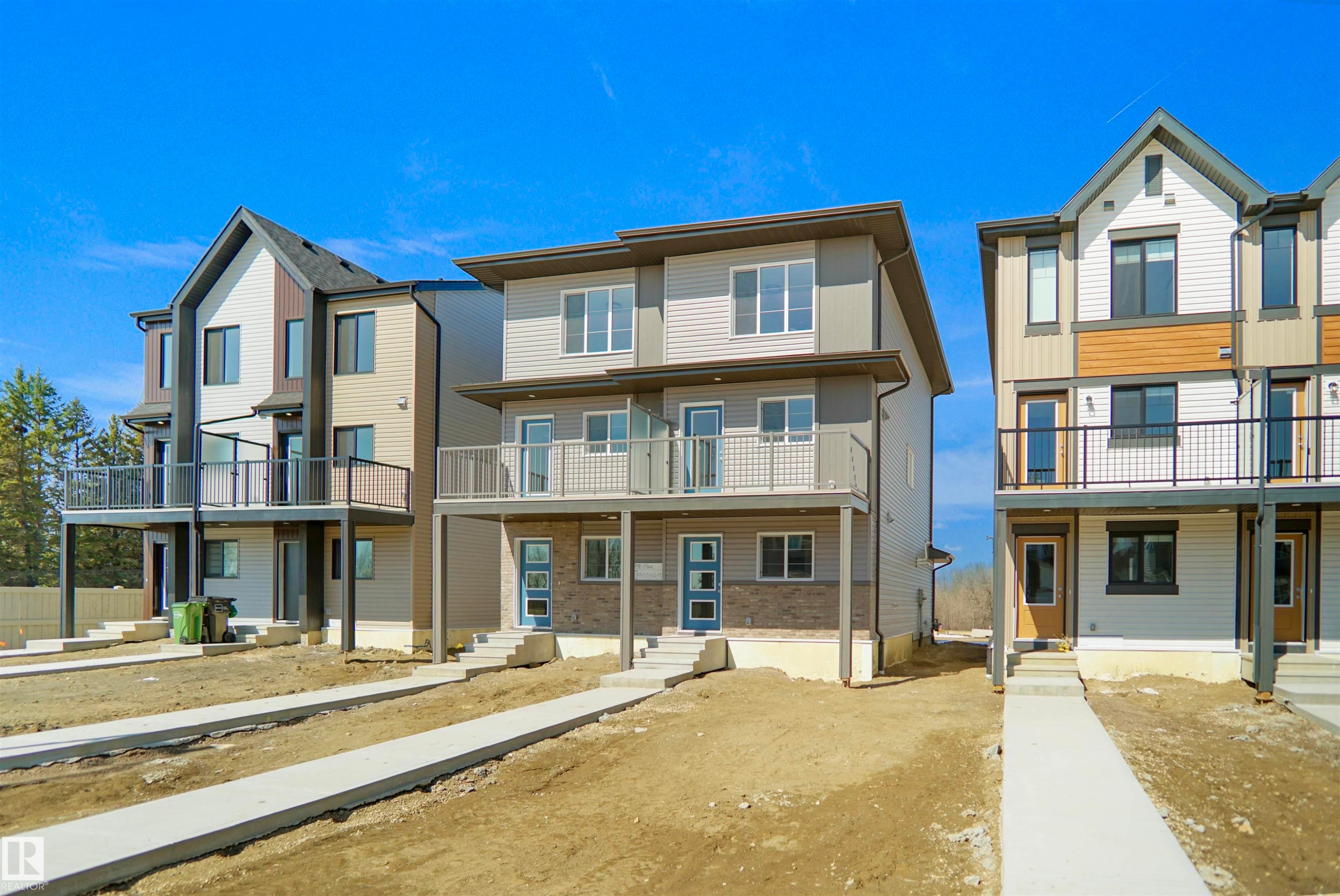936 19 Avenue, Edmonton, AB - Outdoor With Facade