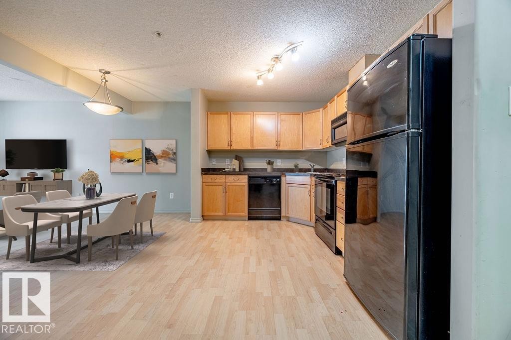 122 646 Mcallister Loop, Edmonton, AB - Indoor