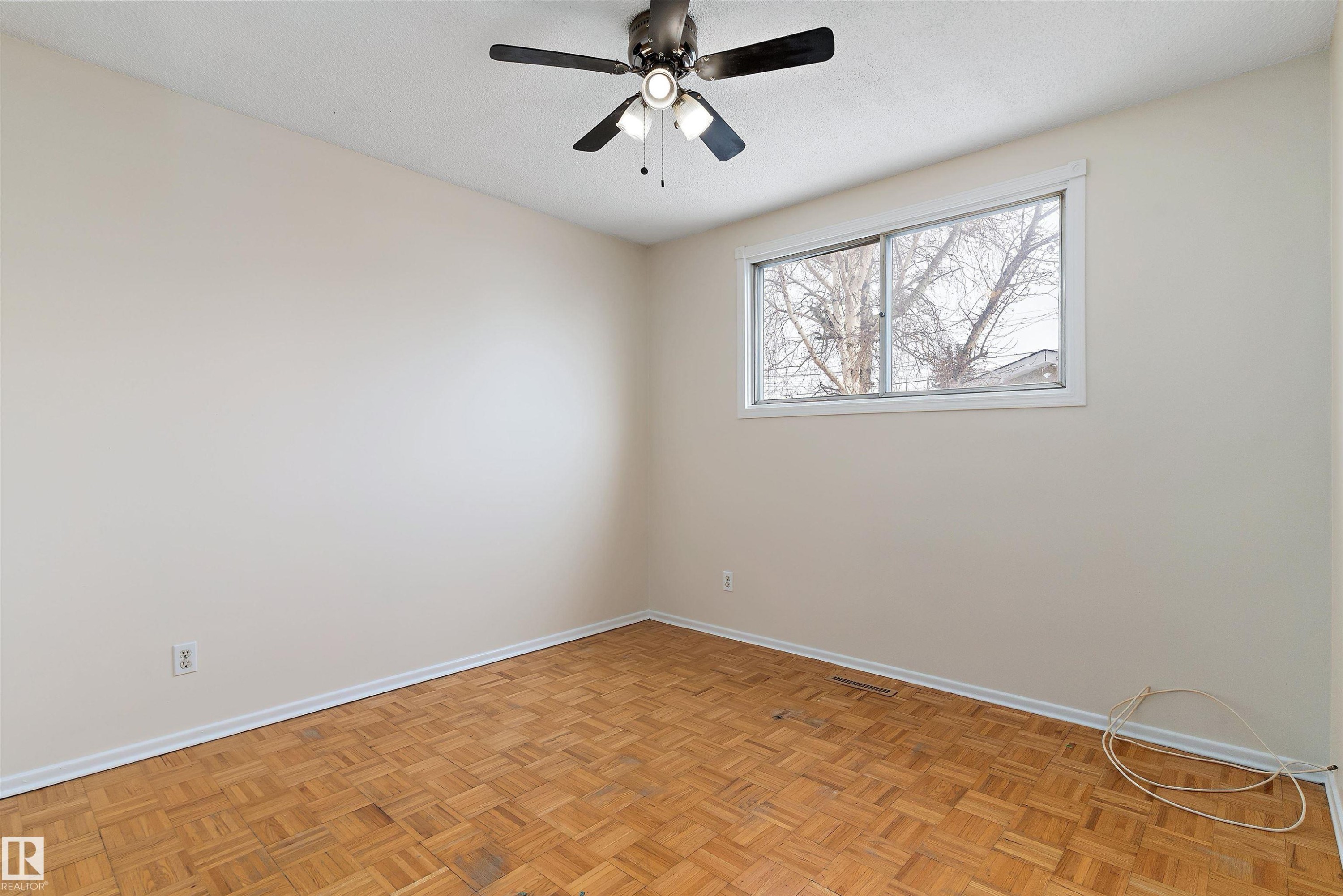 12721 90 Street, Edmonton, AB - Indoor Photo Showing Other Room