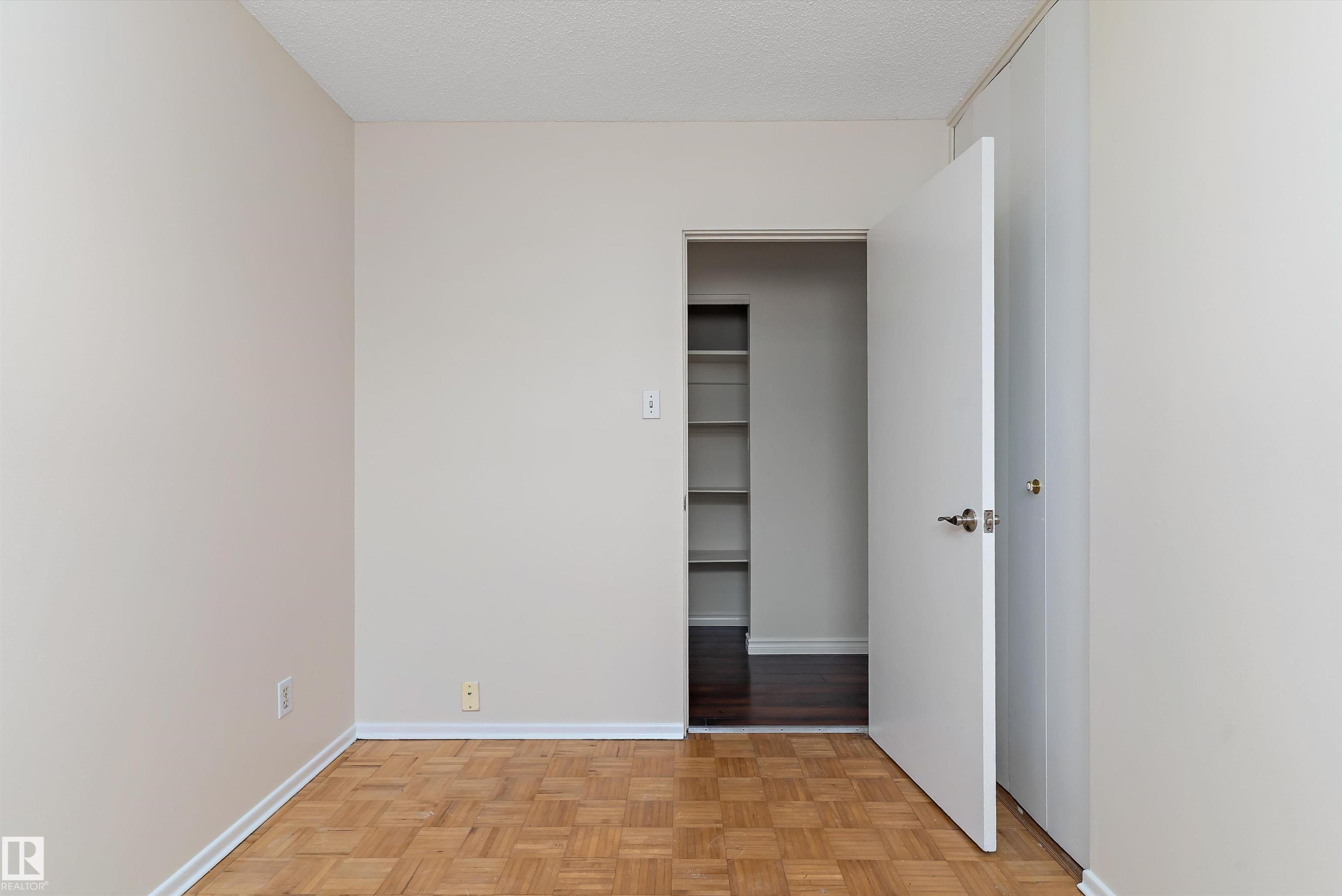 12721 90 Street, Edmonton, AB - Indoor Photo Showing Other Room