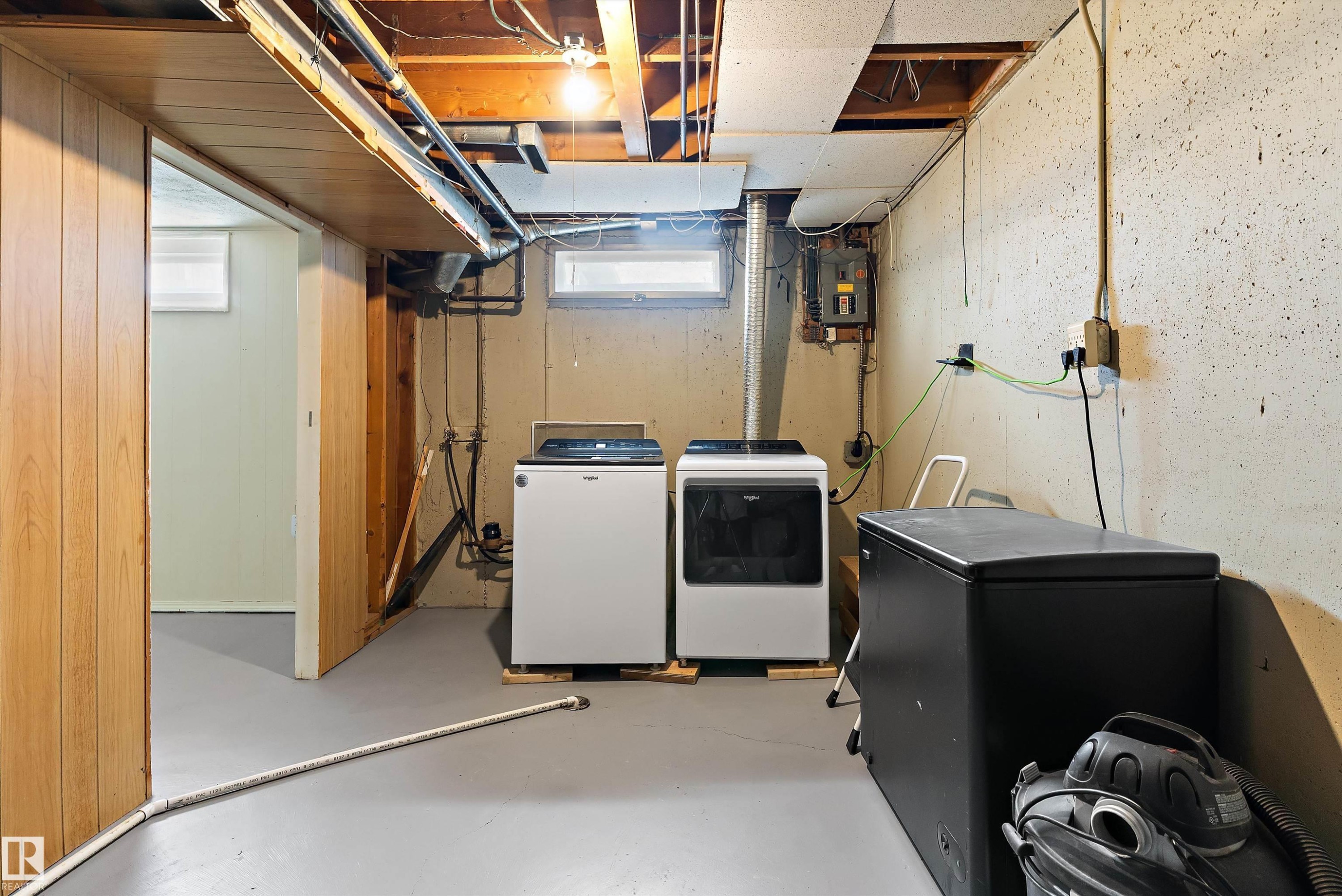 12721 90 Street, Edmonton, AB - Indoor Photo Showing Basement