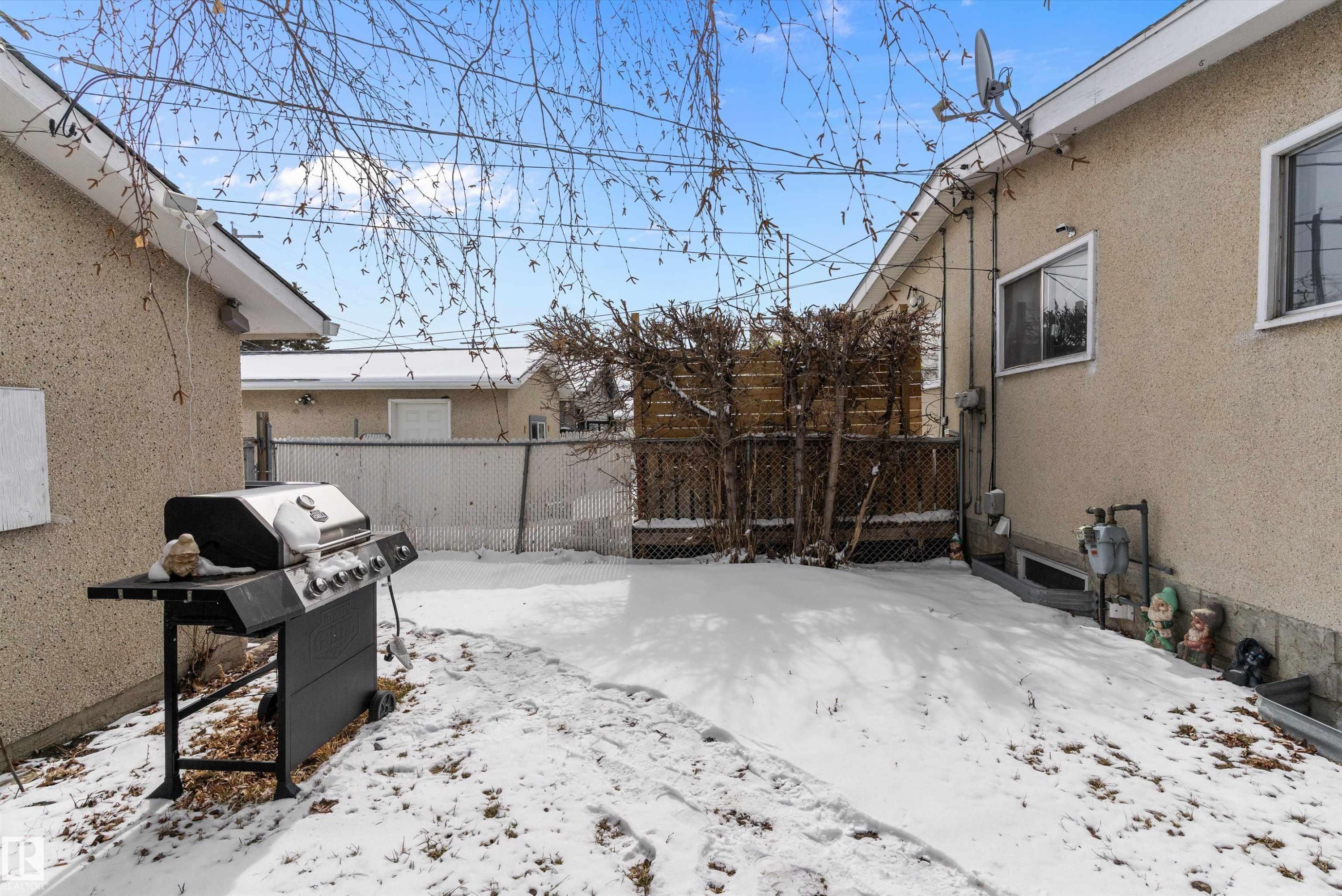12721 90 Street, Edmonton, AB - Outdoor With Exterior