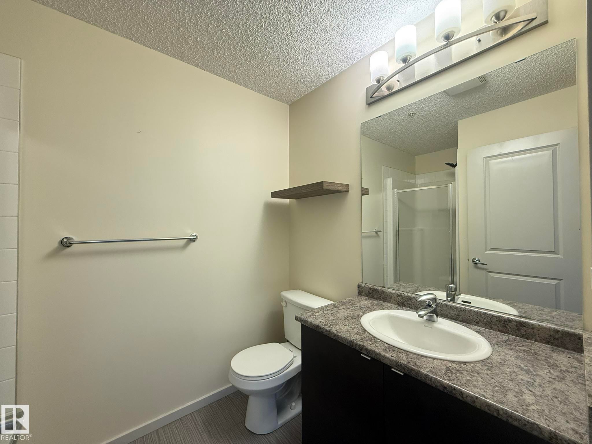 119 344 Windermere Road, Edmonton, AB - Indoor Photo Showing Bathroom