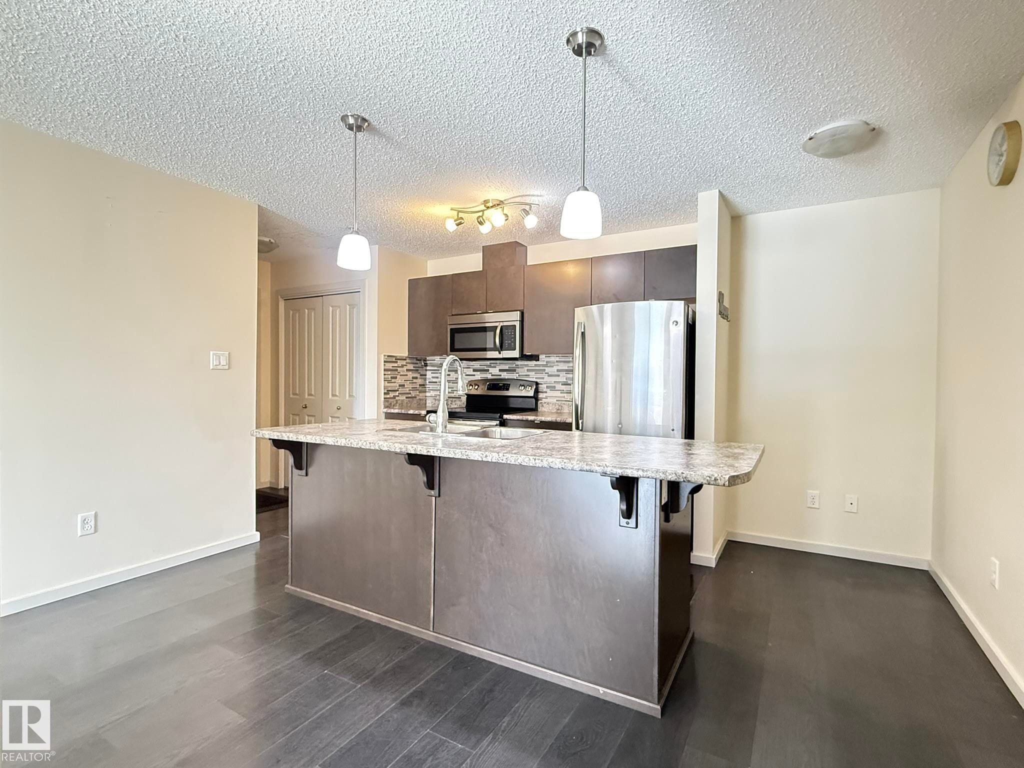 119 344 Windermere Road, Edmonton, AB - Indoor Photo Showing Kitchen With Upgraded Kitchen