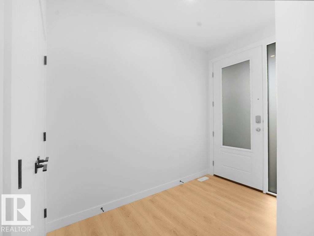 3282 Chernowski Way, Edmonton, AB - Indoor Photo Showing Other Room