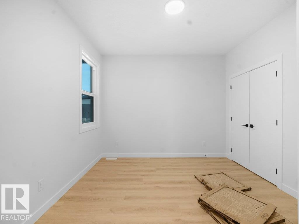 3282 Chernowski Way, Edmonton, AB - Indoor Photo Showing Other Room