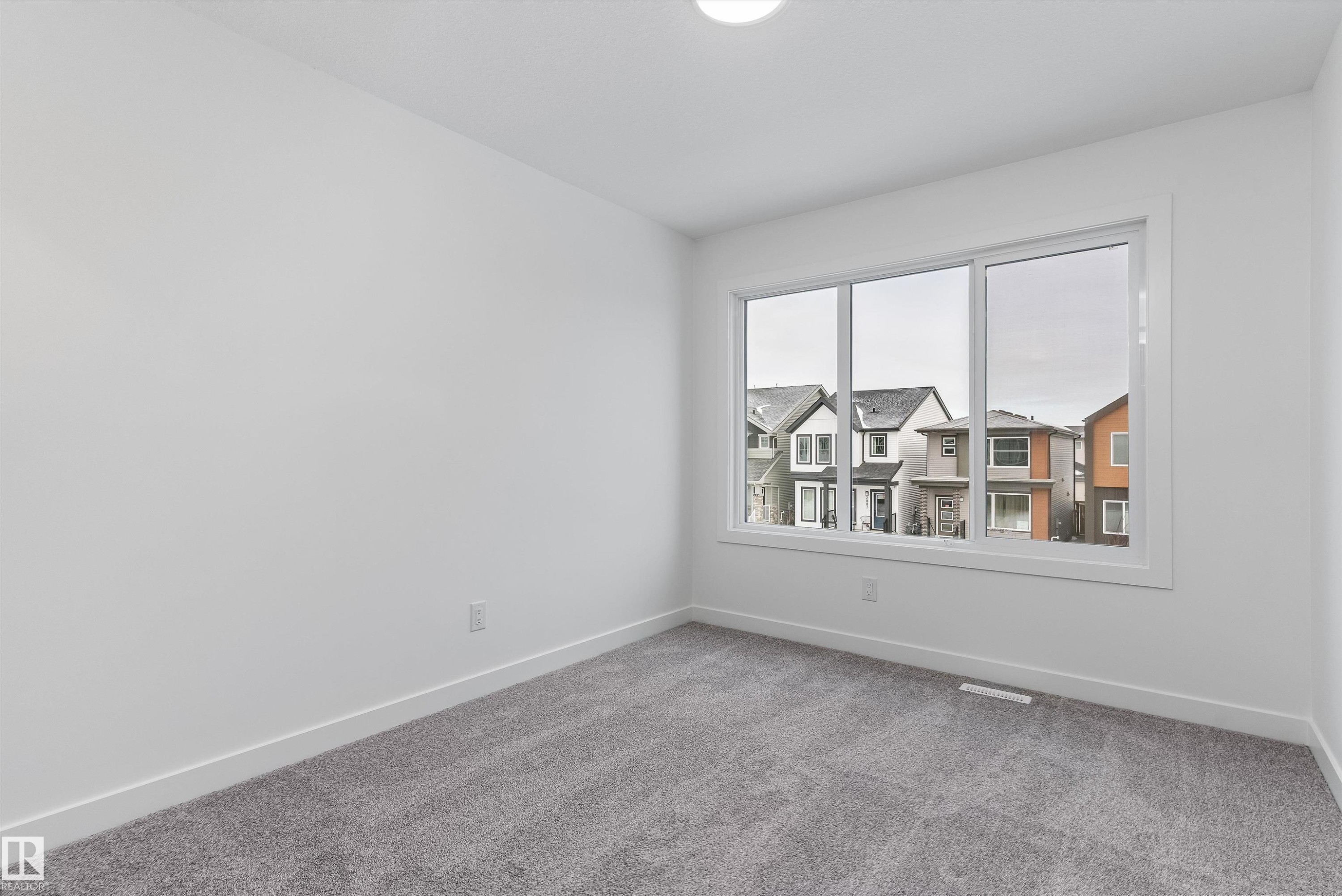 2728 194 Street, Edmonton, AB - Indoor Photo Showing Other Room